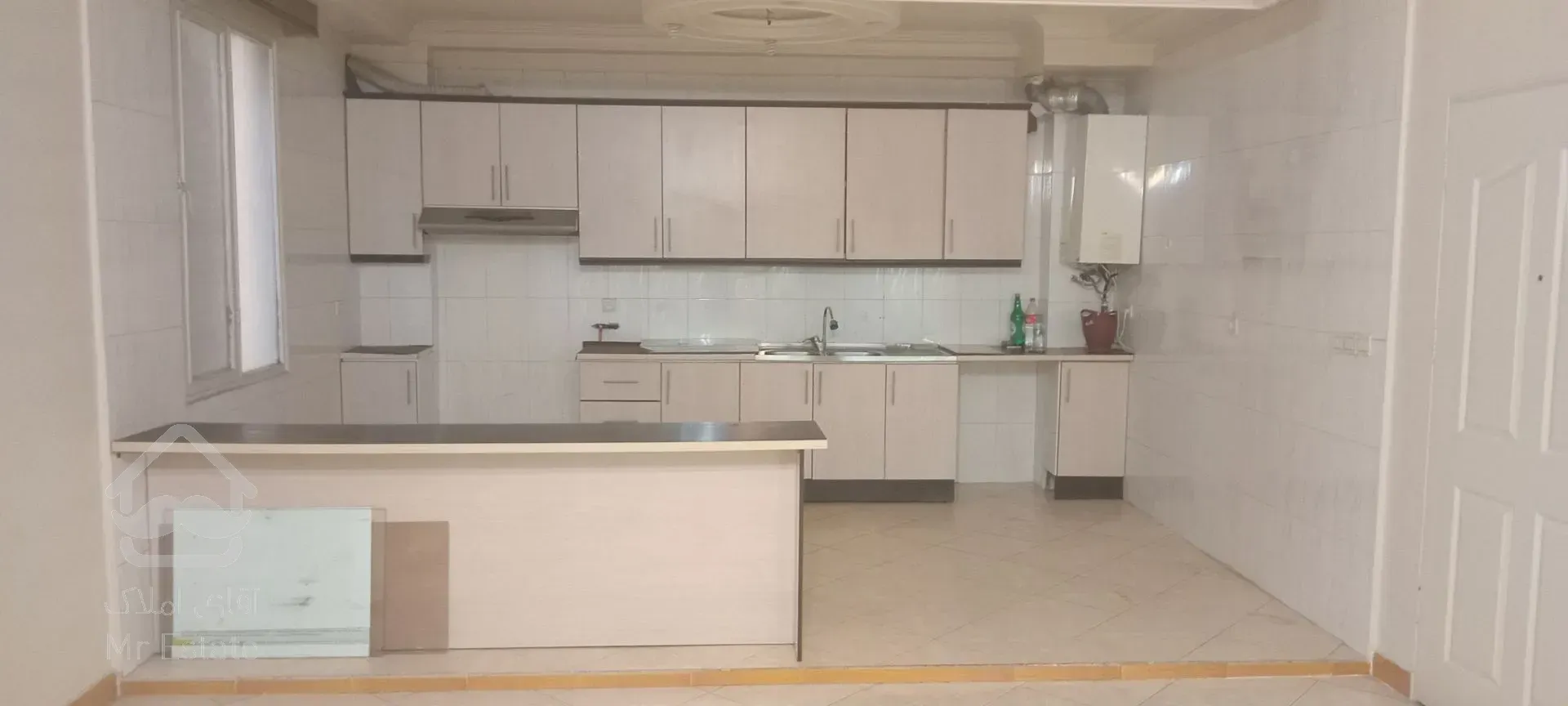 فروش فوری آپارتمان ۹۰ متری دوخوابه در فرجام – موقعیت عالی، محیطی آرام