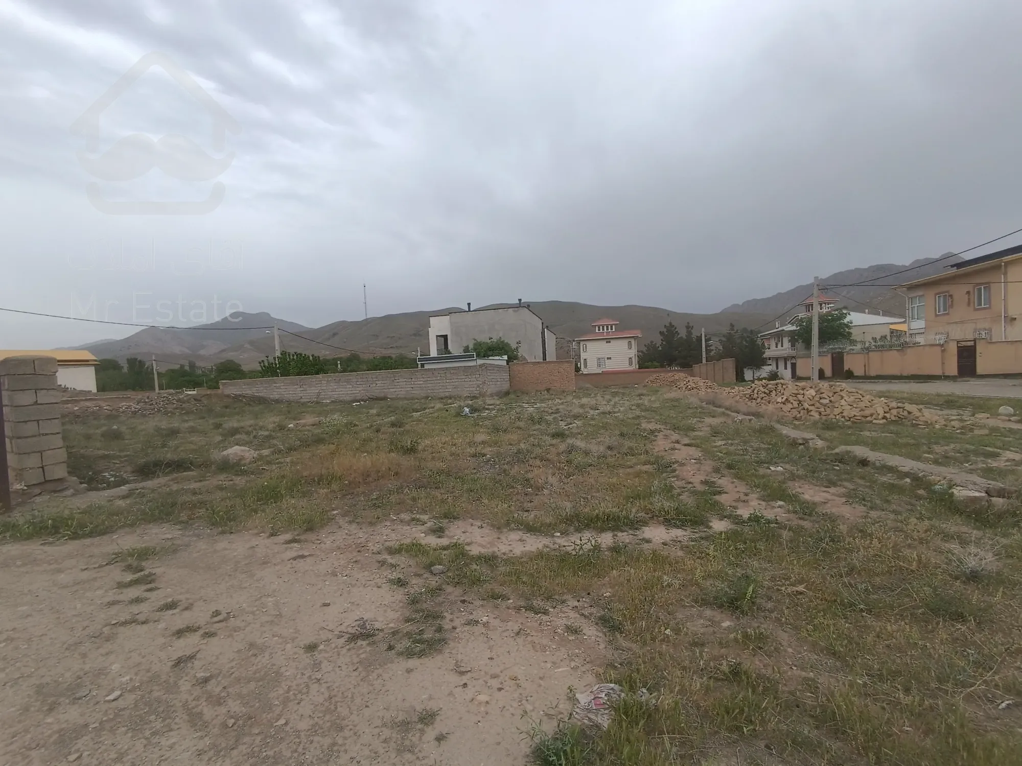 فروش زمین در زیاران به متراژ 375 متر