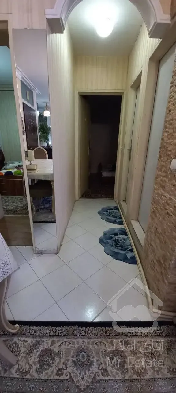 آپارتمان ۶۱ متری تک واحدی