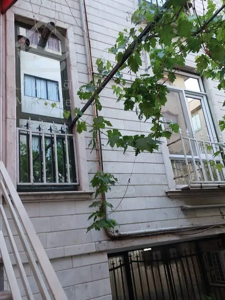 آپارتمان ۶۱ متری تک واحدی