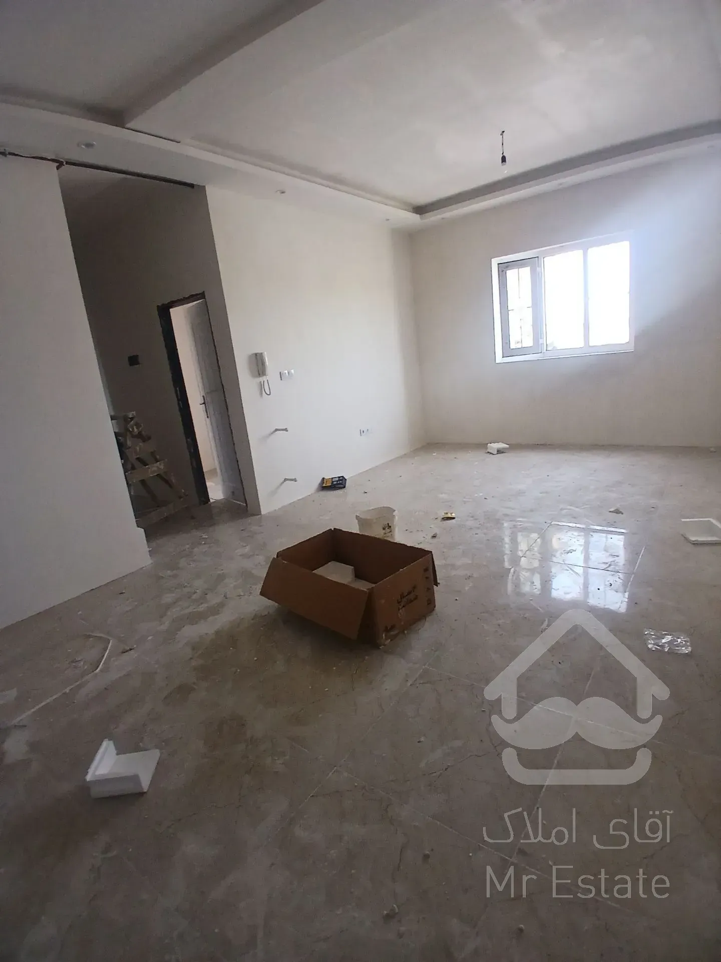 اپاتمان طبقه دوم‌نوساز  دو خواب ‌با پارکینگ