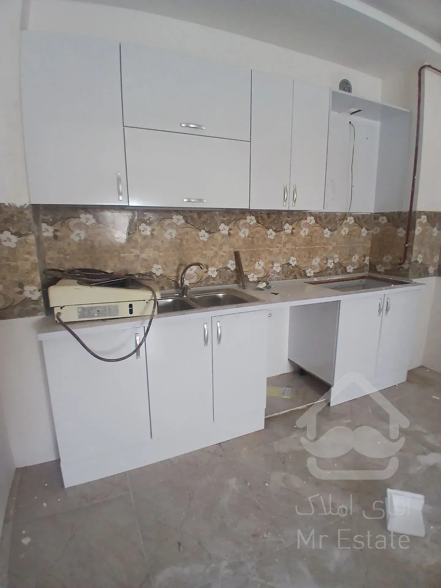 اپاتمان طبقه دوم‌نوساز  دو خواب ‌با پارکینگ