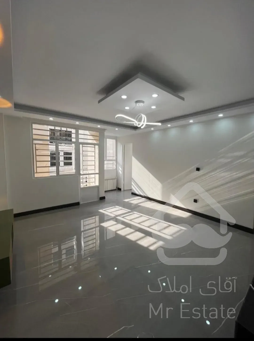 آپارتمان ۸۰ متری غرق نور بدون ضعف