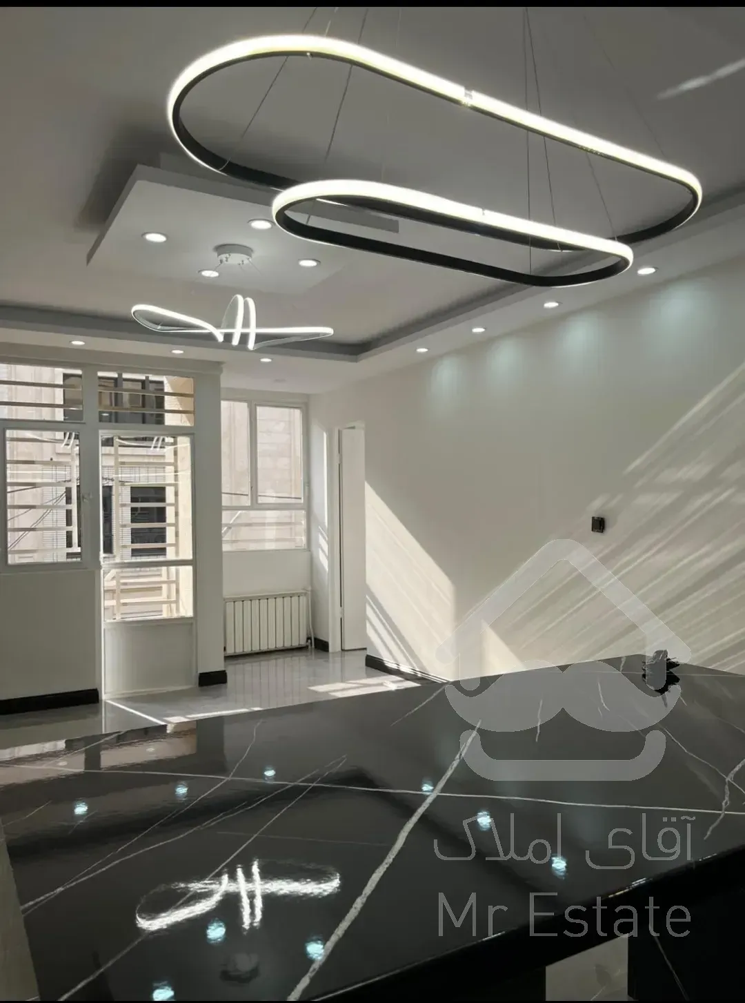 آپارتمان ۸۰ متری غرق نور بدون ضعف