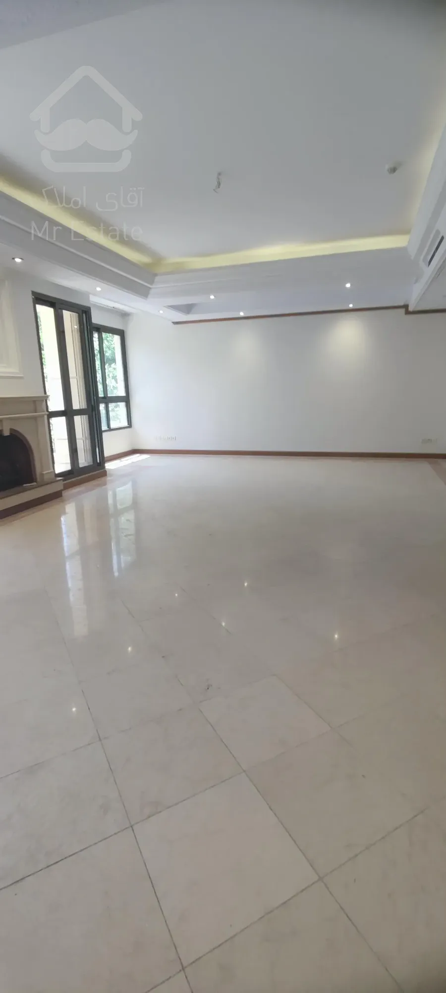 اجاره آپارتمان ۲۲۰ متر در بهترین لوکیشن فرمانیه