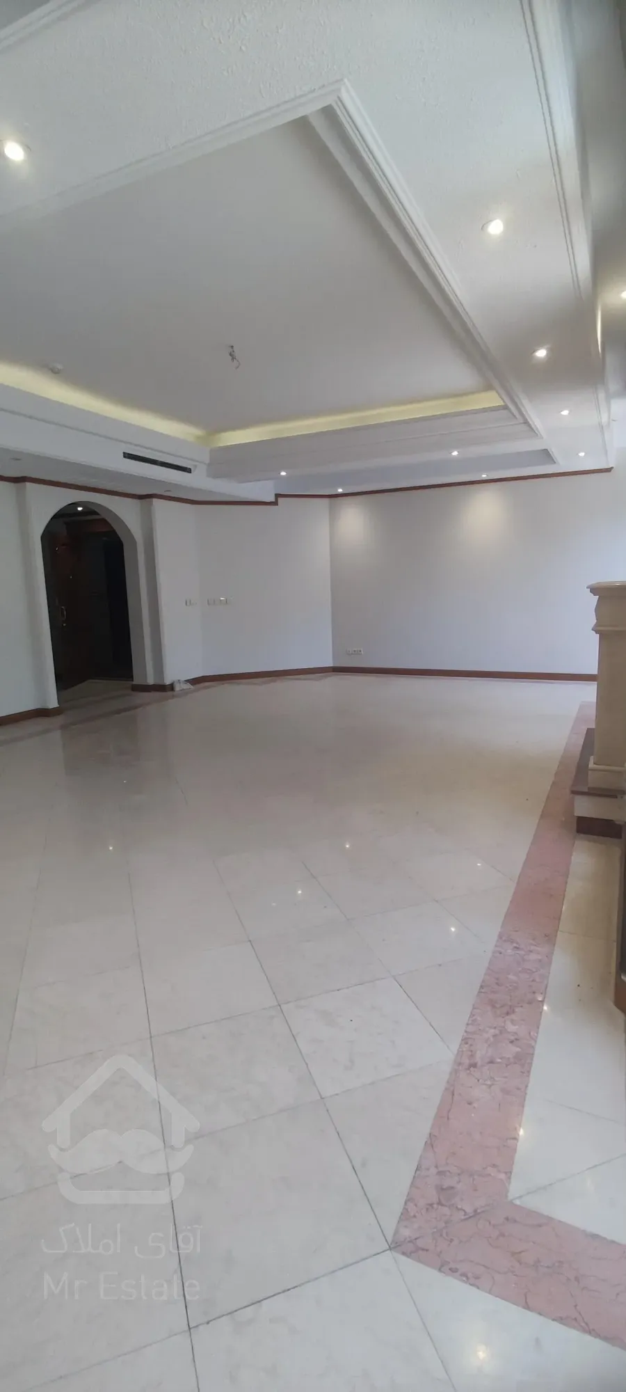 اجاره آپارتمان 250 متری فول مشاعات در کامرانیه