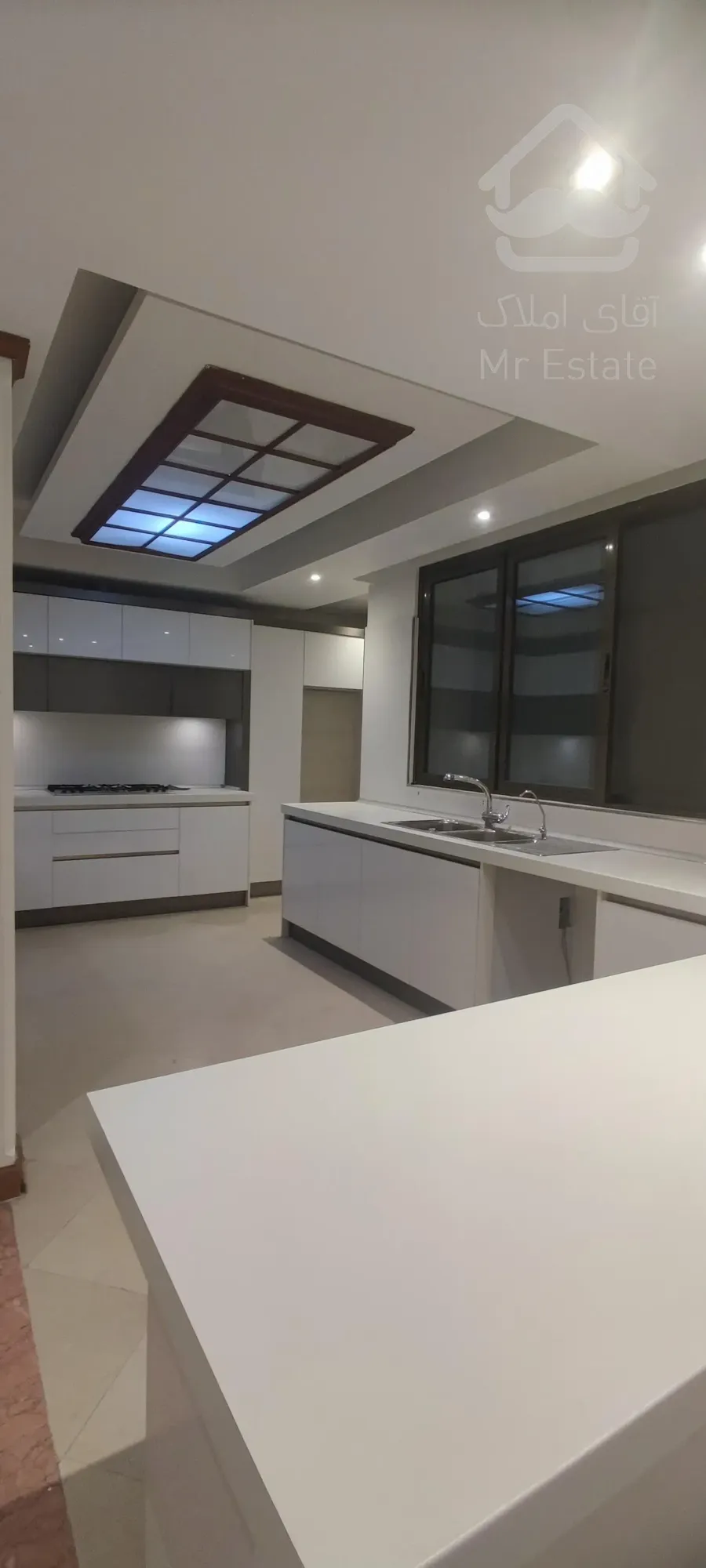 اجاره آپارتمان 250 متری فول مشاعات در کامرانیه