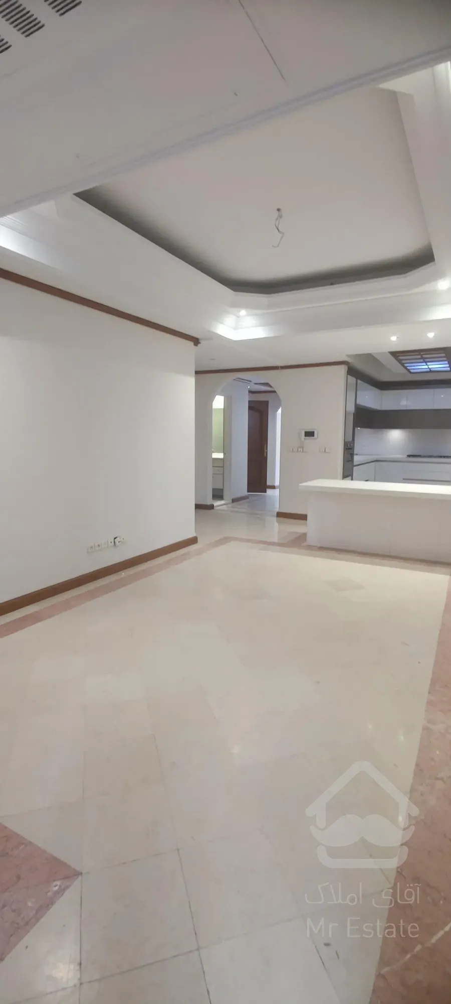 اجاره آپارتمان ۲۲۰ متر در بهترین لوکیشن فرمانیه