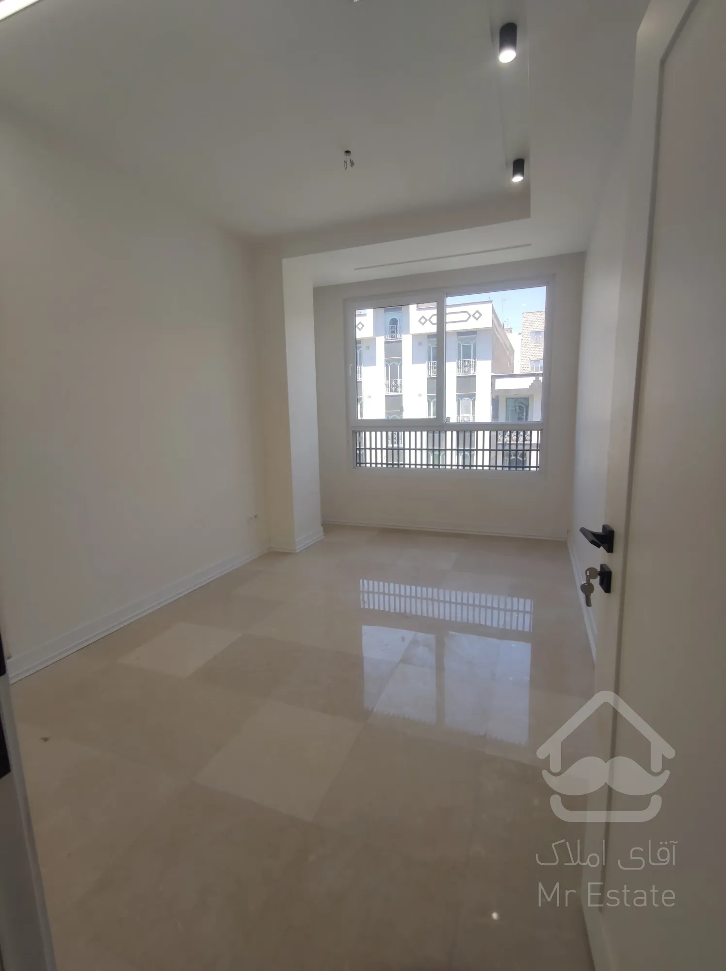 فروش آپارتمان ۸۶ متری ۲خواب سالن پرده خور در سازمان برنامه مرکزی