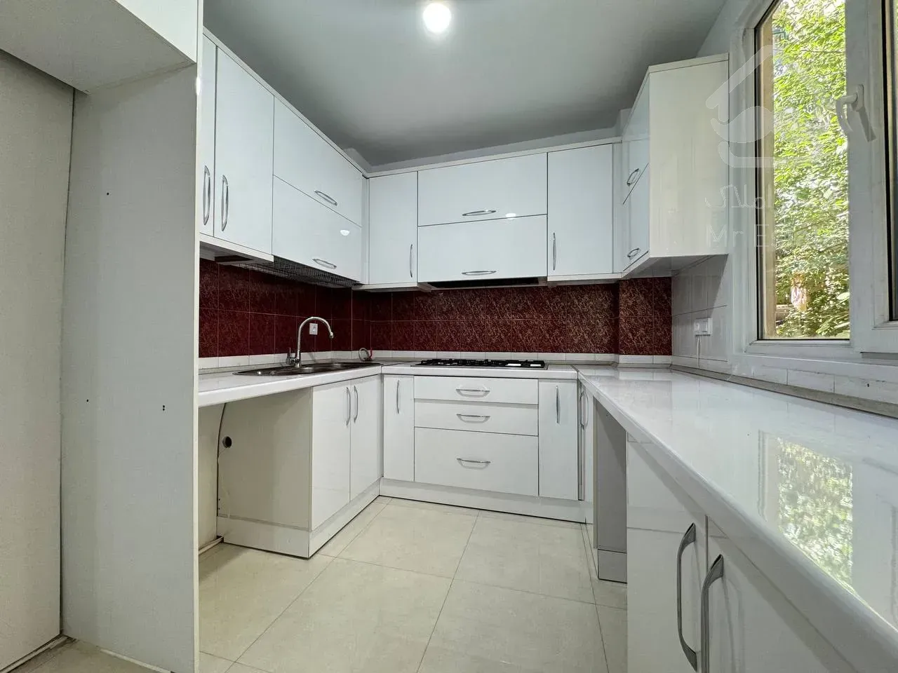 فروش آپارتمان ۶۱متری چهار دیواری