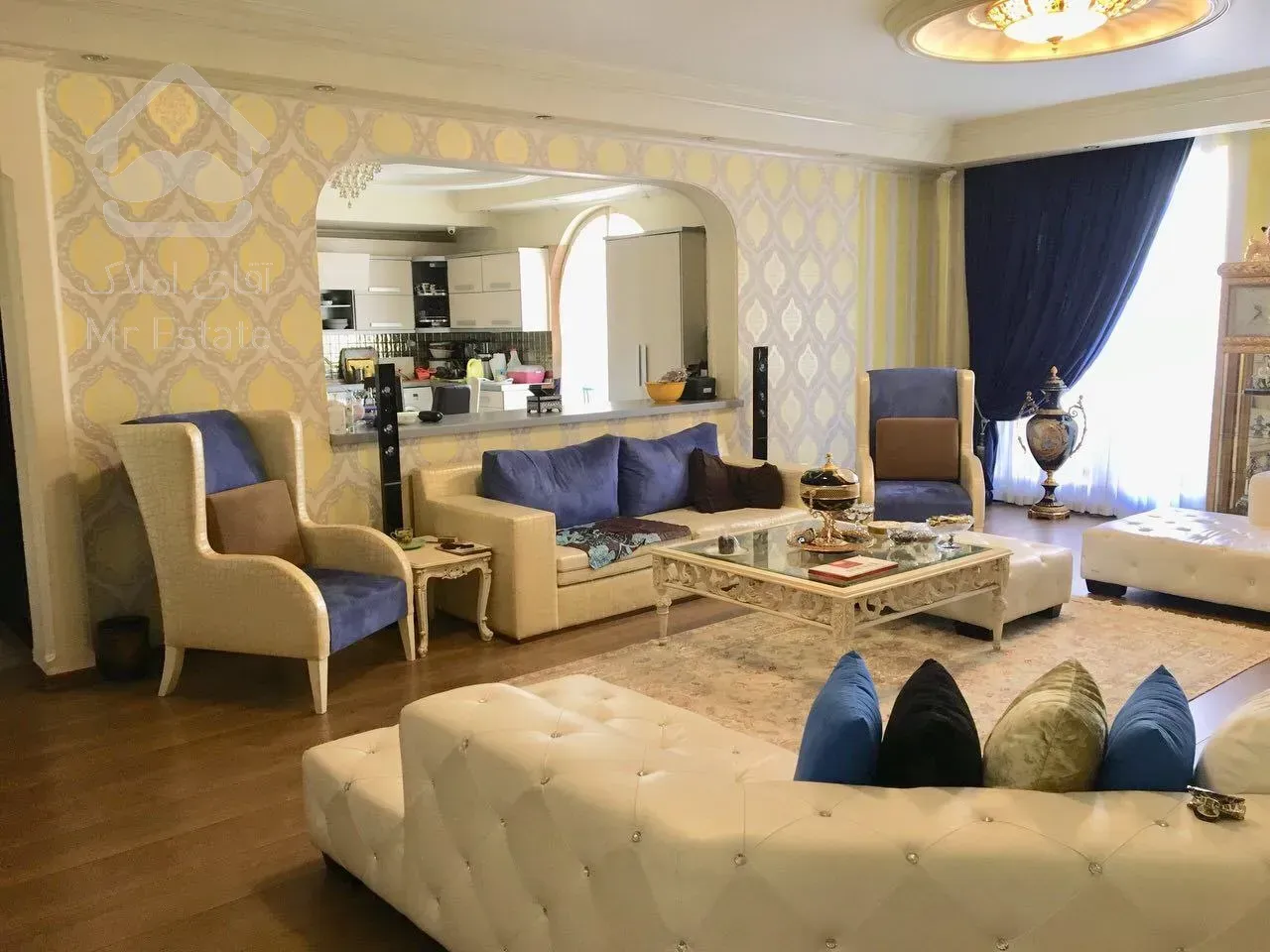 خرید آپارتمان ۳۳۵ متری فول مشاعات در فرمانیه