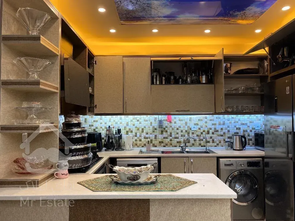 آپارتمان 100متری 2 خواب آزادگان