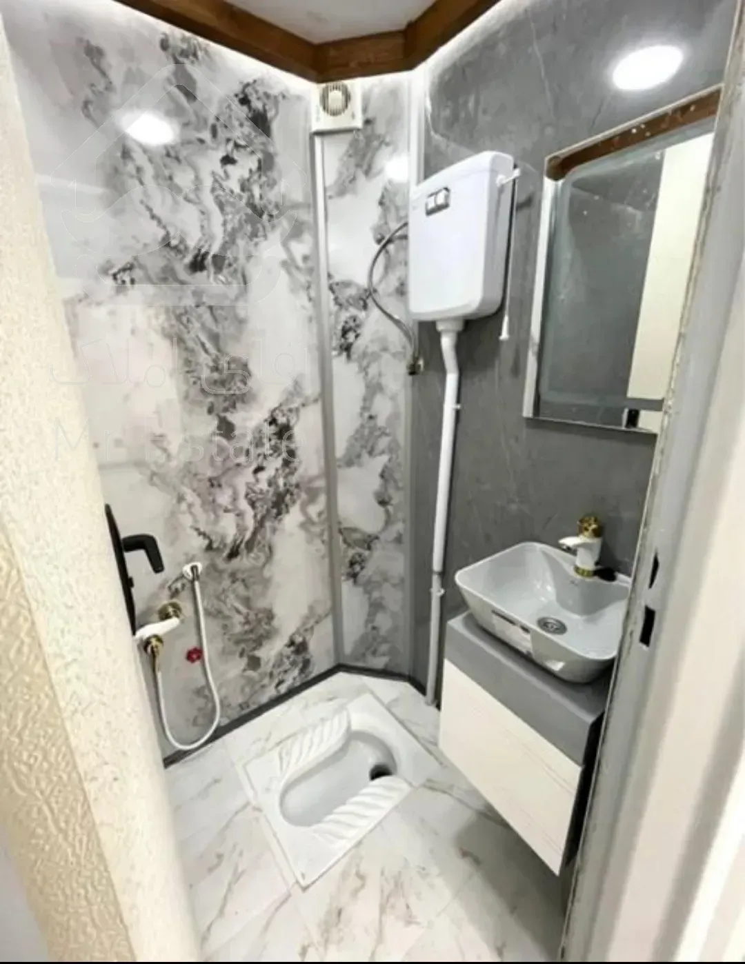 آپارتمان ۶۷ متری *بهترین لوکیشن منطقه