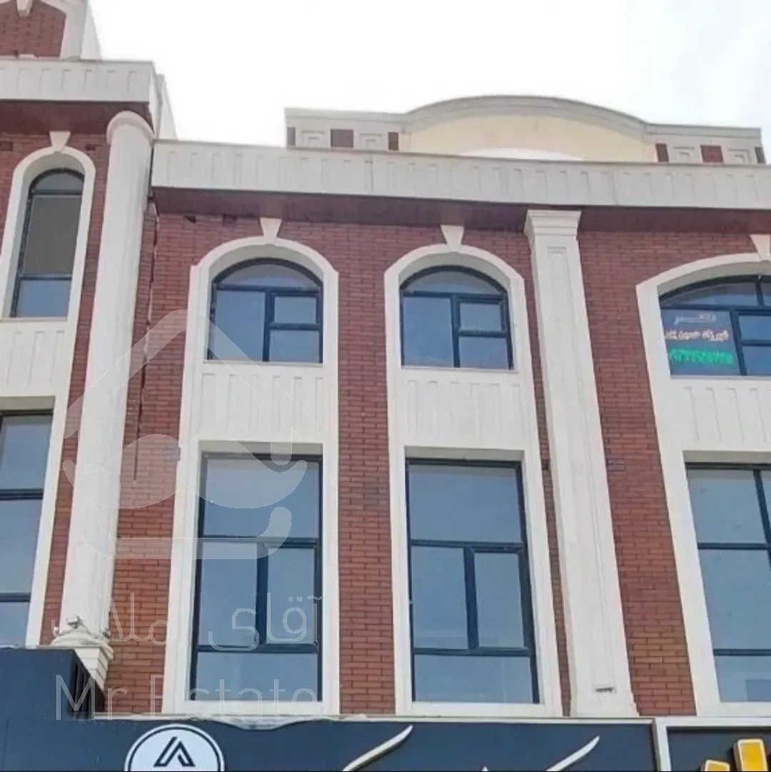 رهن و اجاره مغازه تجاری ۹۰ متری فوری