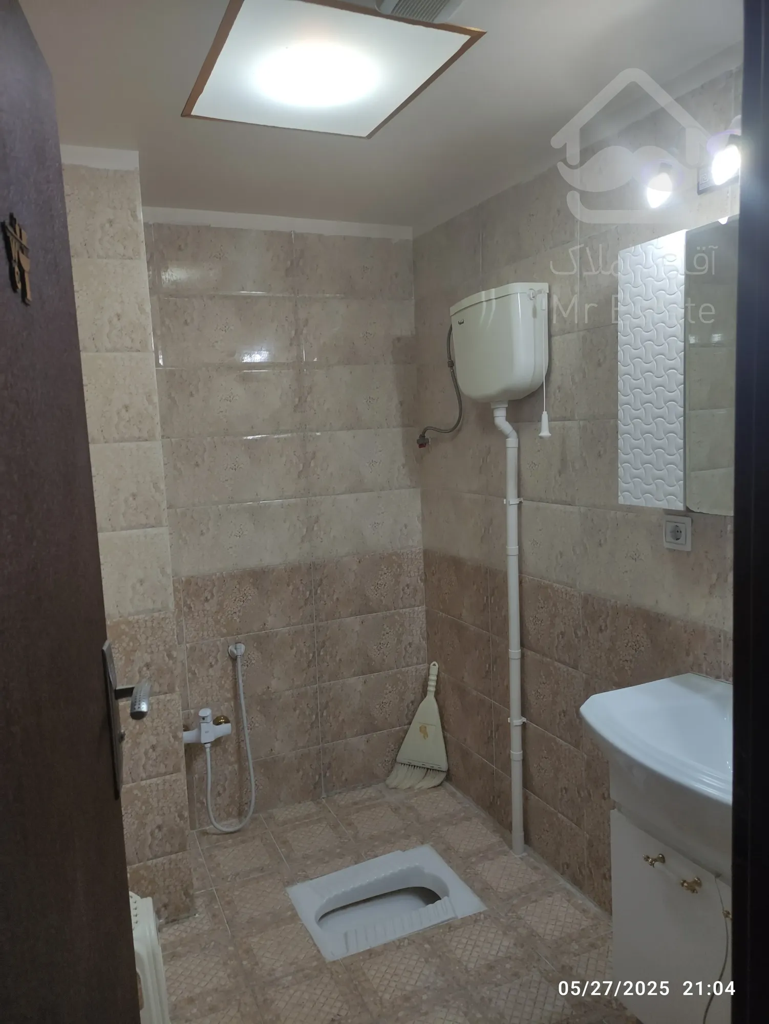 فروش آپارتمان خوش قیمت فاز۴مهرشهر ۱۰۵متر ۲خواب