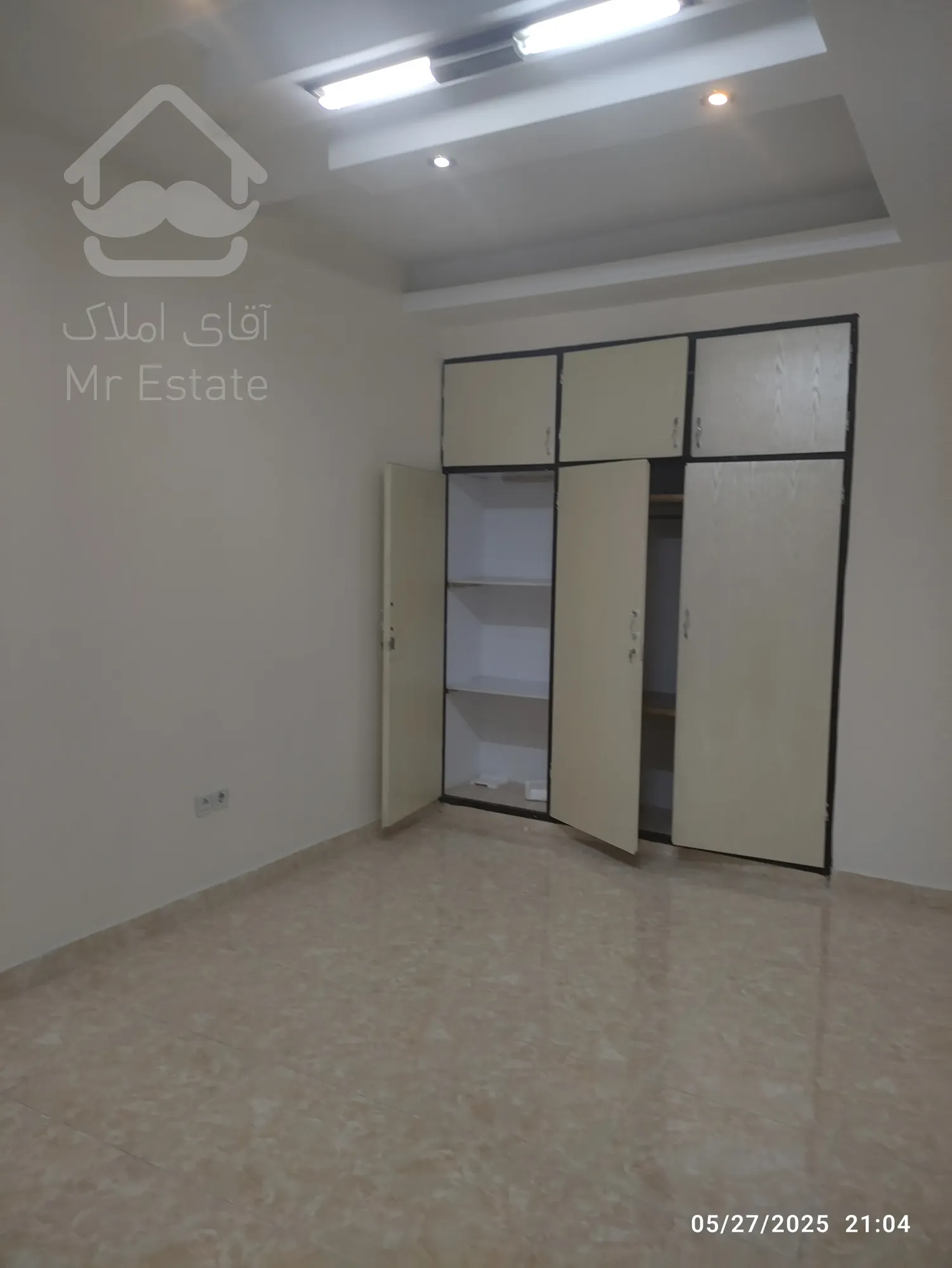 فروش آپارتمان خوش قیمت فاز۴مهرشهر ۱۰۵متر ۲خواب