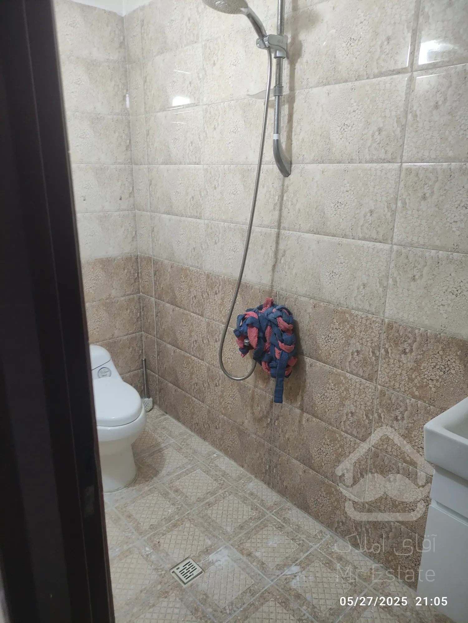 فروش آپارتمان خوش قیمت فاز۴مهرشهر ۱۰۵متر ۲خواب