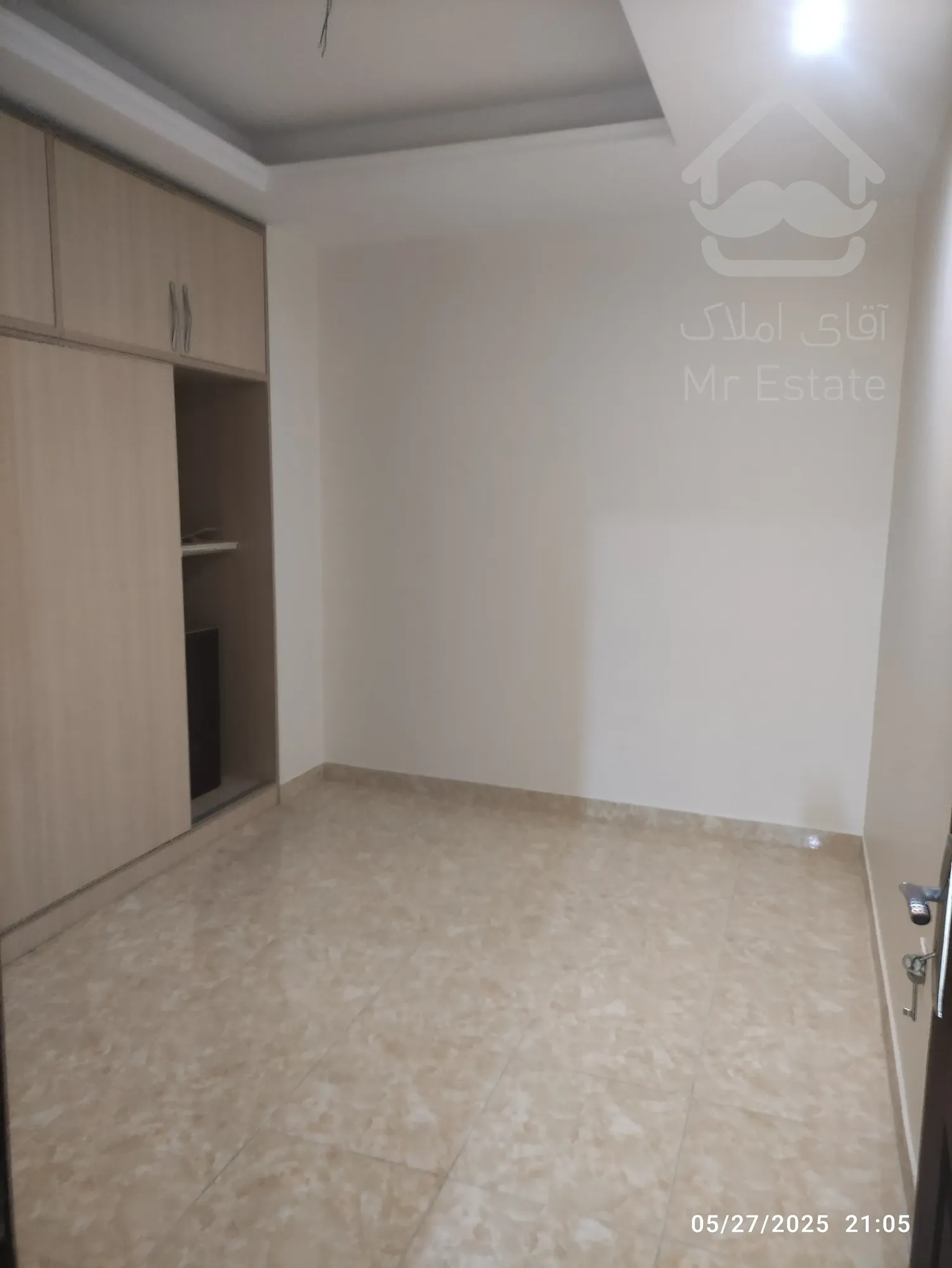 فروش آپارتمان خوش قیمت فاز۴مهرشهر ۱۰۵متر ۲خواب