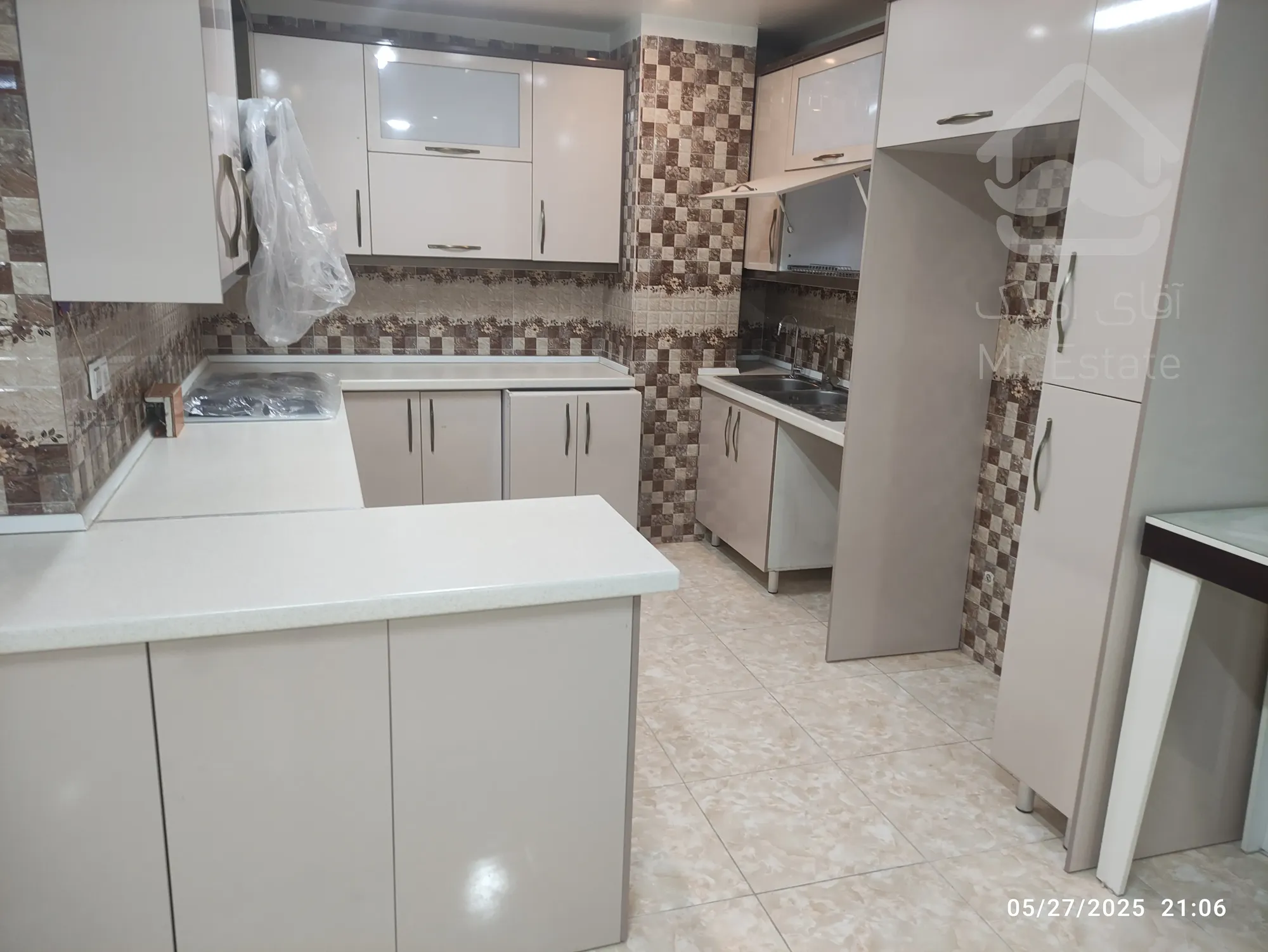 فروش آپارتمان خوش قیمت فاز۴مهرشهر ۱۰۵متر ۲خواب