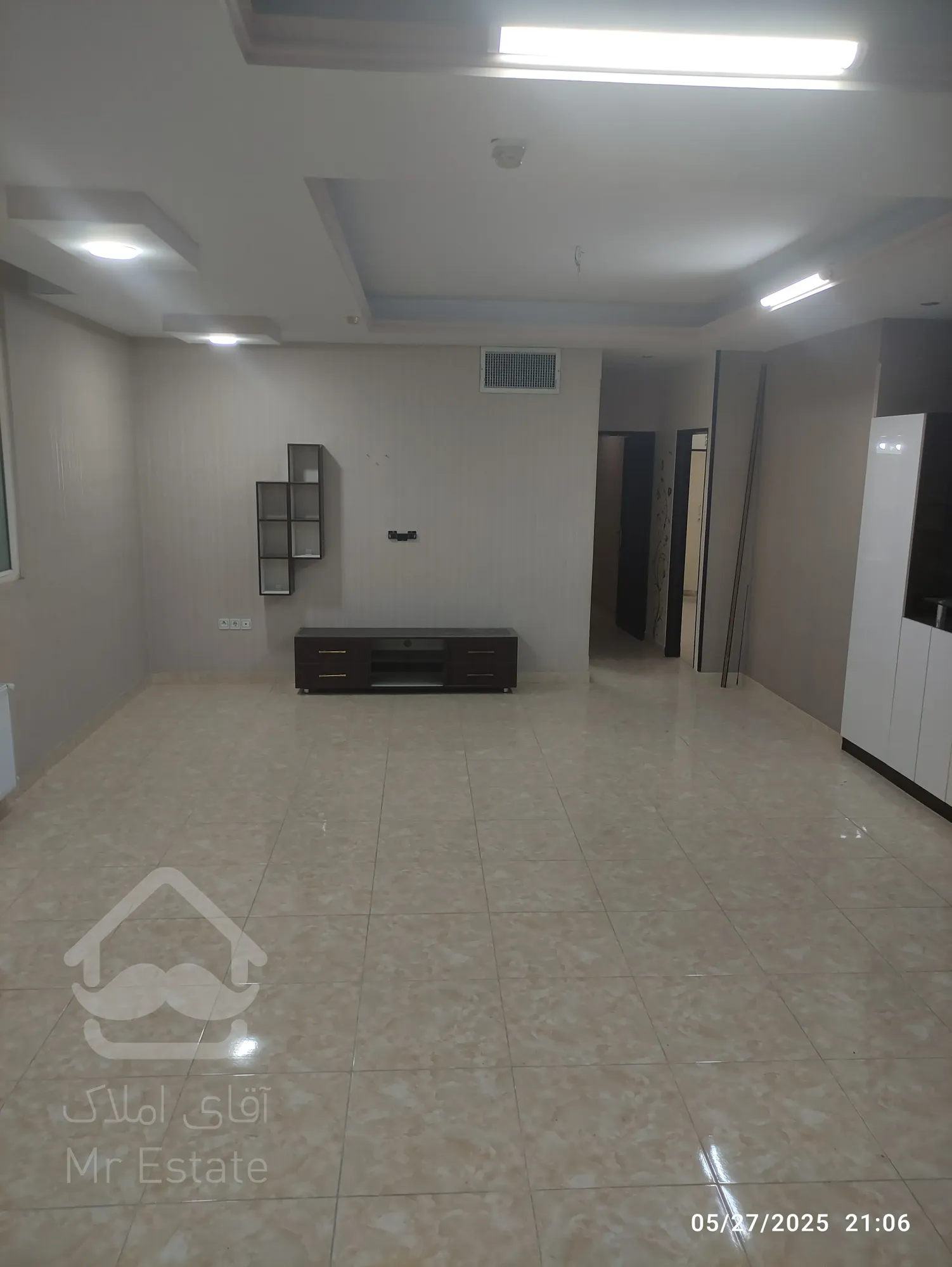 فروش آپارتمان خوش قیمت فاز۴مهرشهر ۱۰۵متر ۲خواب