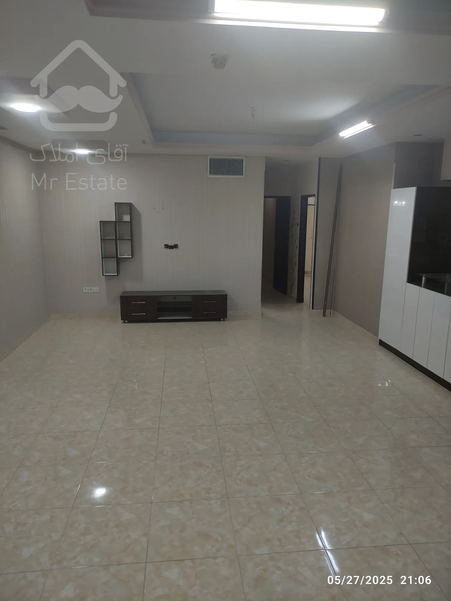 فروش آپارتمان خوش قیمت فاز۴مهرشهر ۱۰۵متر ۲خواب