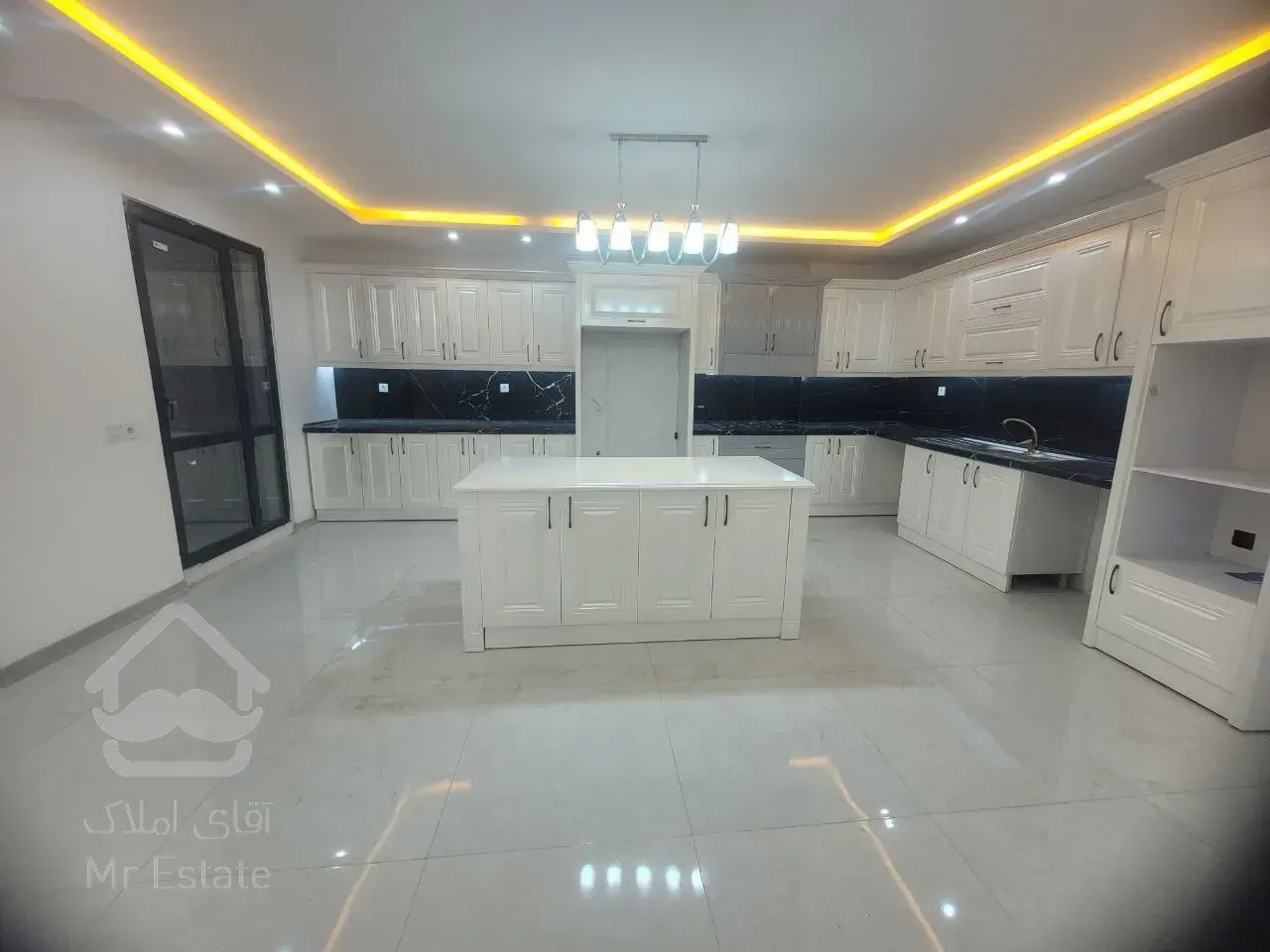 آپارتمان فول/ 110متری/رحمانیه