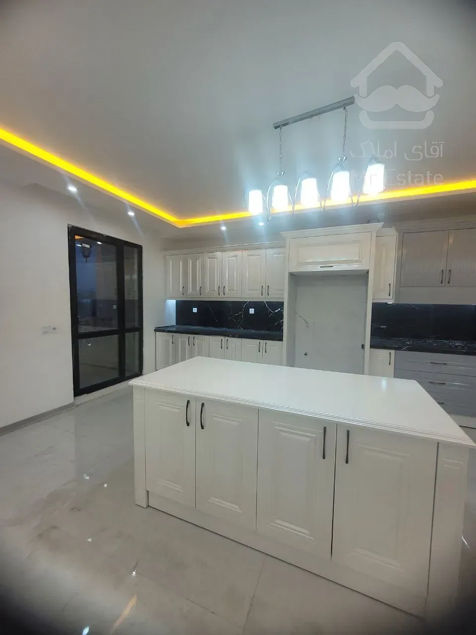 آپارتمان فول/ 110متری/رحمانیه