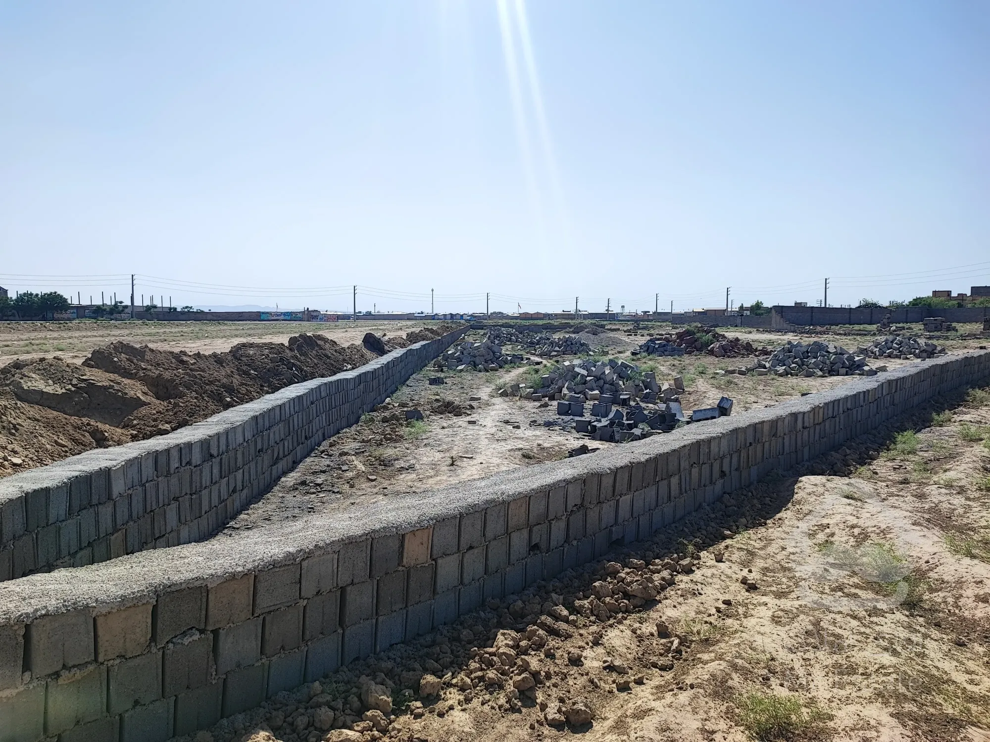 زمین عالی برای سرمایه گذاری و قابل ساخت