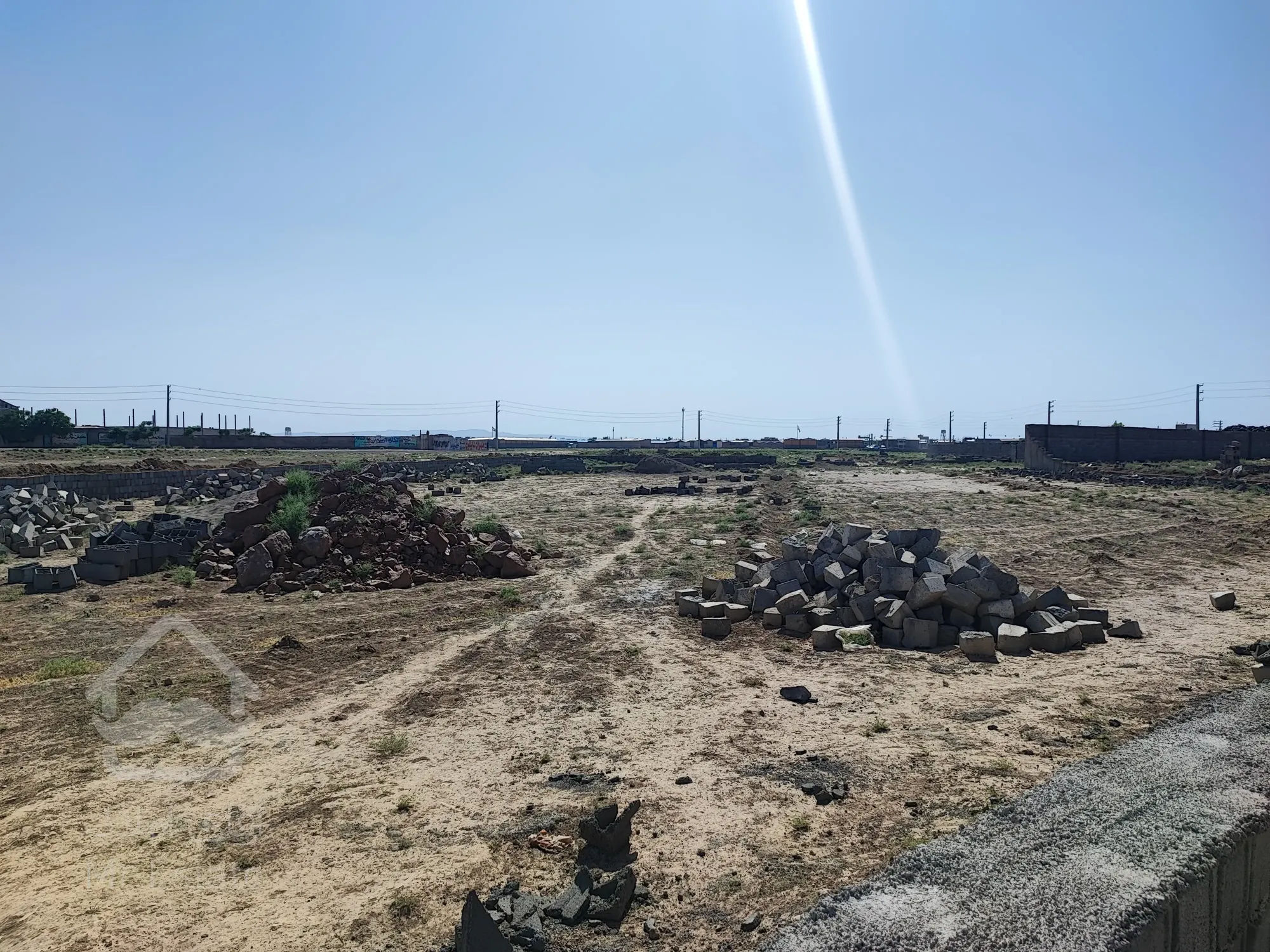 زمین عالی برای سرمایه گذاری و قابل ساخت