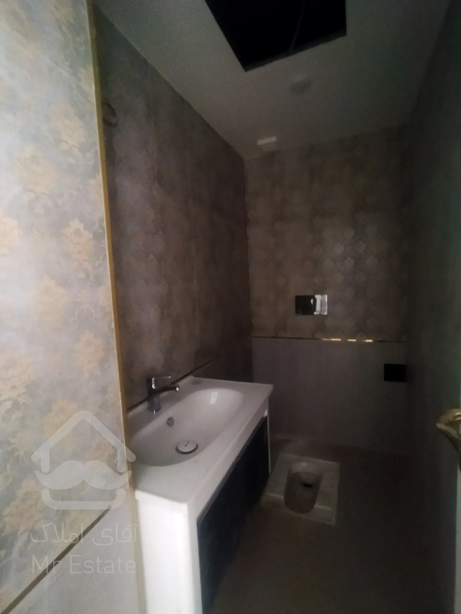 90متر نوسازفروش به صورت تکی یا یکجا