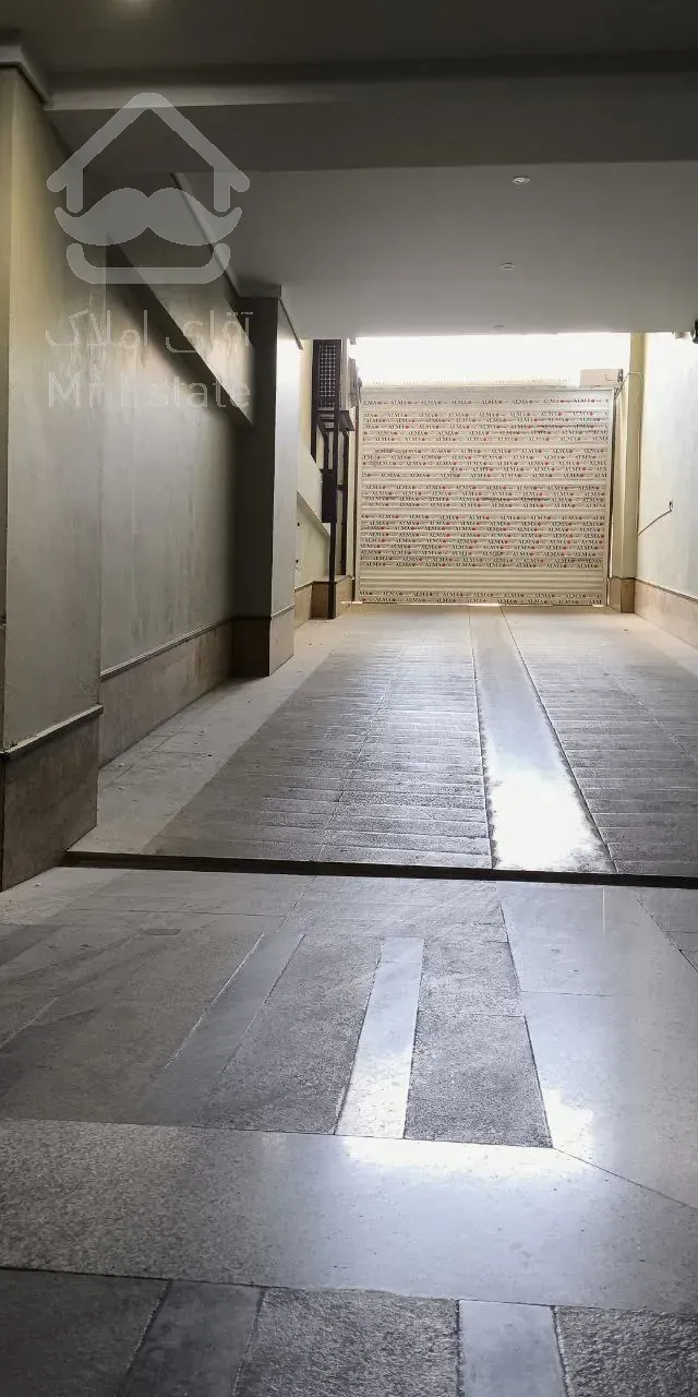 خاوران ۹۵ متر کلید نخورده، نورگیر دو طرفه داکت اسپلیت