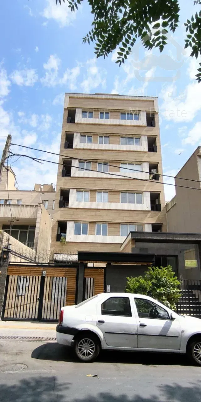 خاوران ۹۵ متر کلید نخورده، نورگیر دو طرفه داکت اسپلیت