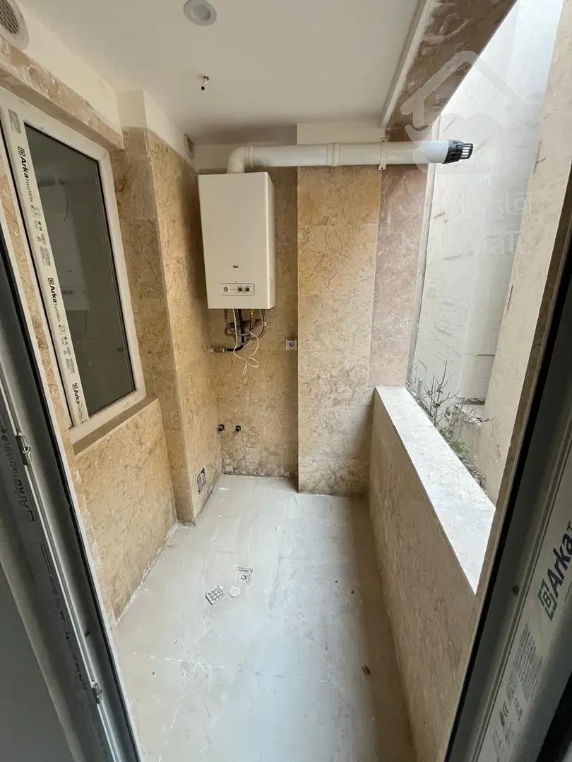 فروش آپارتمان ۱۰۵ متری نوساز کلیدنخورده در مینا