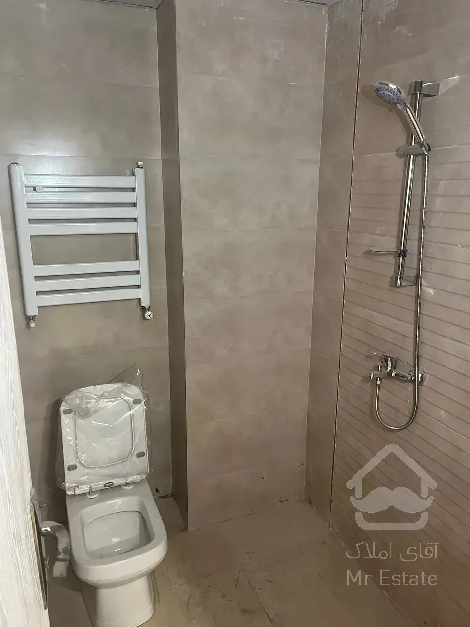 فروش آپارتمان ۱۰۵ متری نوساز کلیدنخورده در مینا