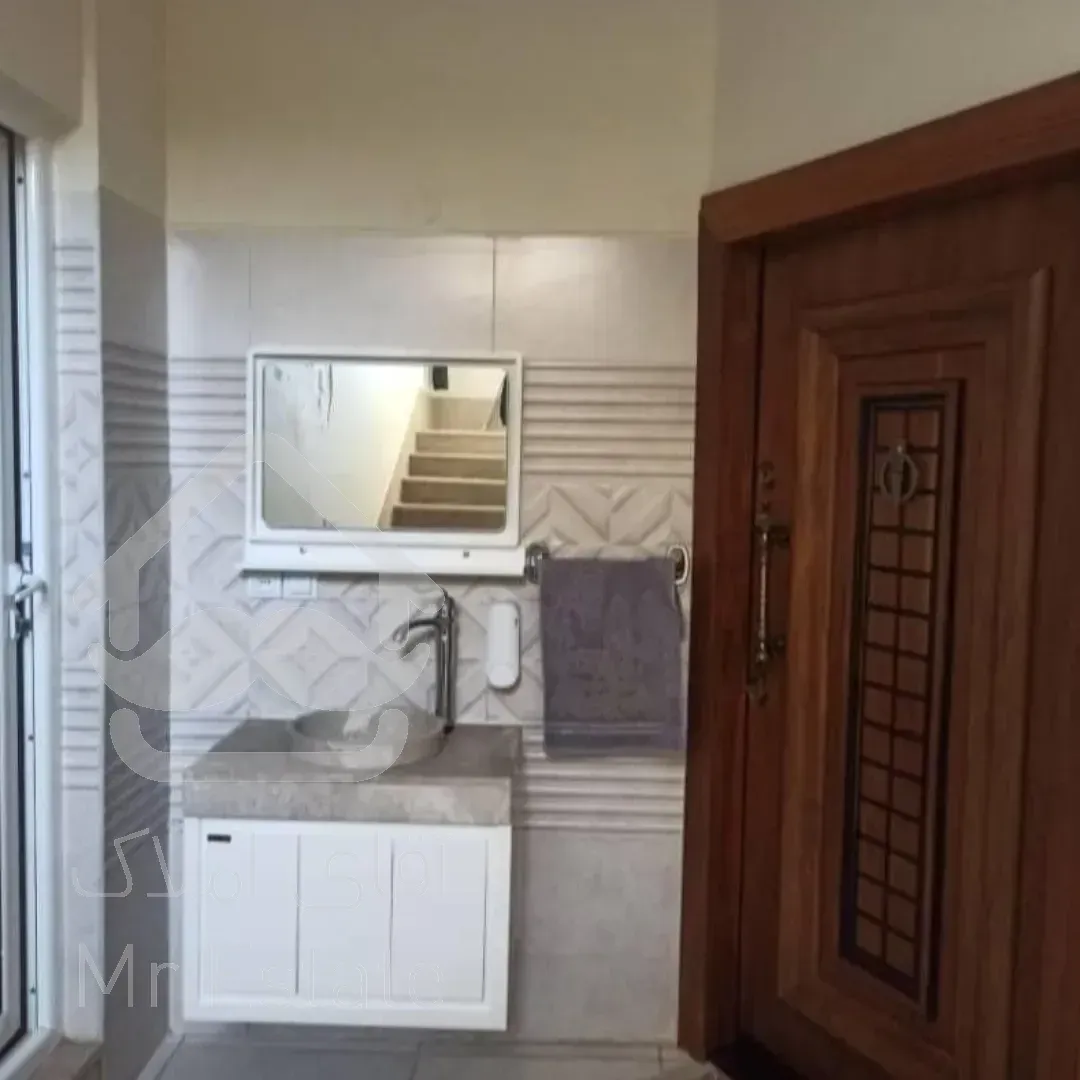 فروش ویلایی 2طبقه شهرک ولیعصر