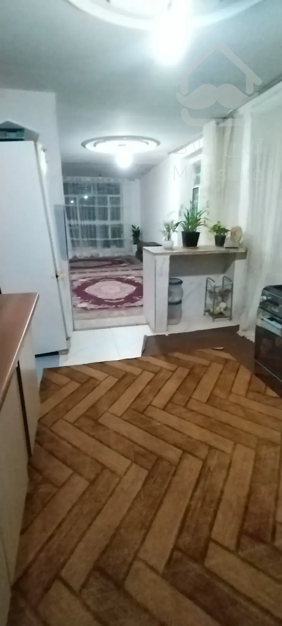 فروش دام داری باغ و ویلا 150متر زیر بنا و50متر سرایداری 80متر خانه ی نشیمن