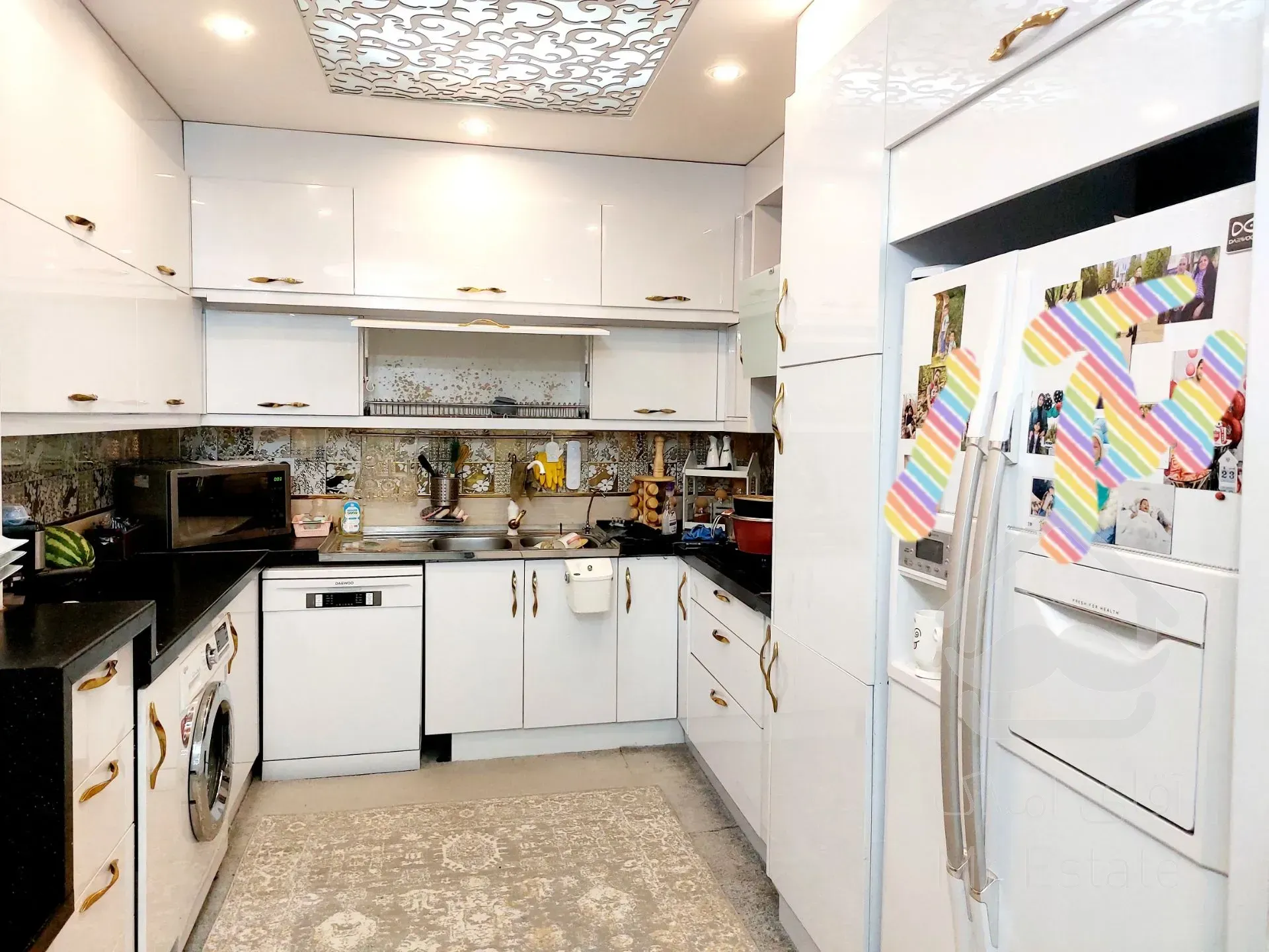 فروش آپارتمان 120 متری 2 خواب شهرک ولیعصر