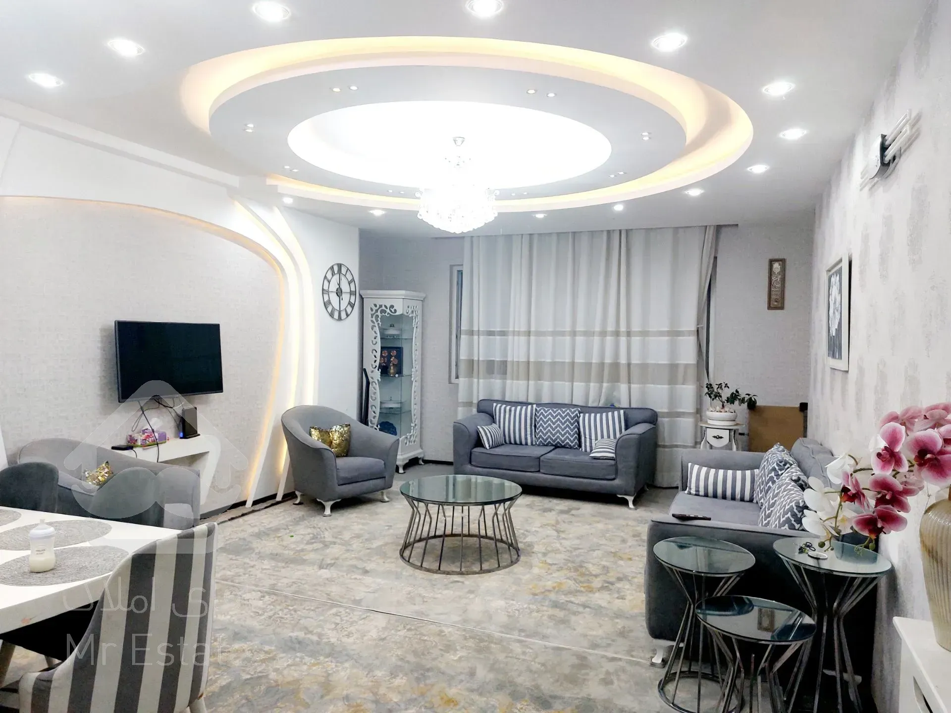 فروش آپارتمان 120 متری 2 خواب شهرک ولیعصر