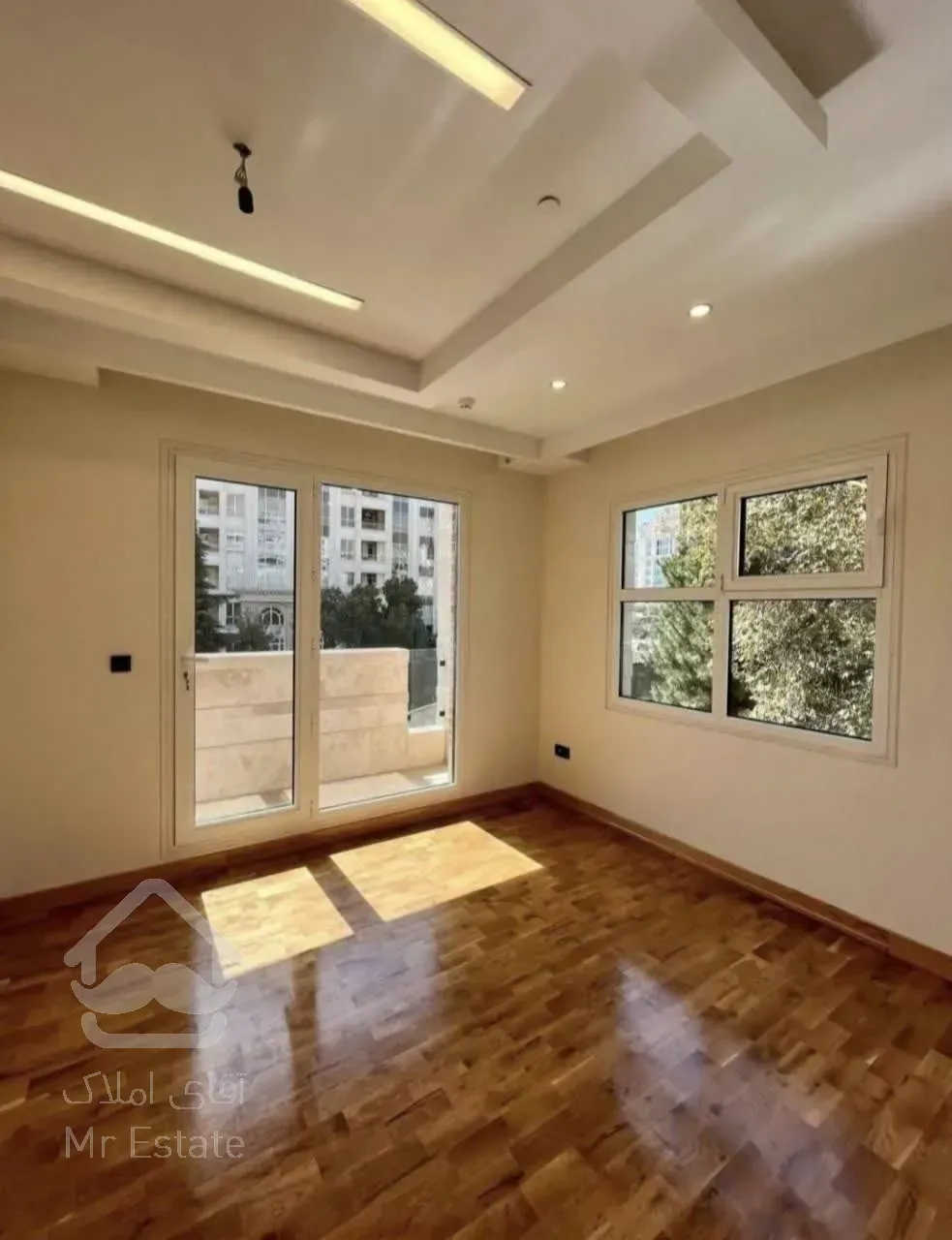 رهن و اجاره ۳ خوابه لوکس و مدرن وکیل اباد