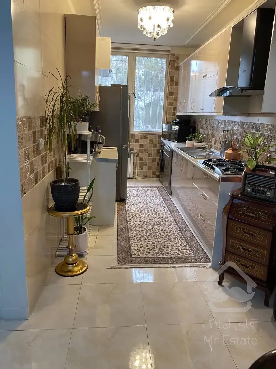 آپارتمان ۹۰ متری شمال ستارخان استثنایی و خاص