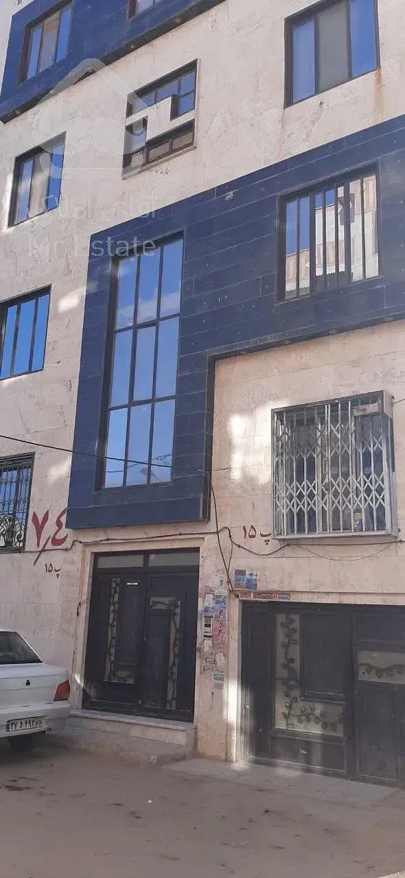 75متر دوخواب مستر املاک الهیه