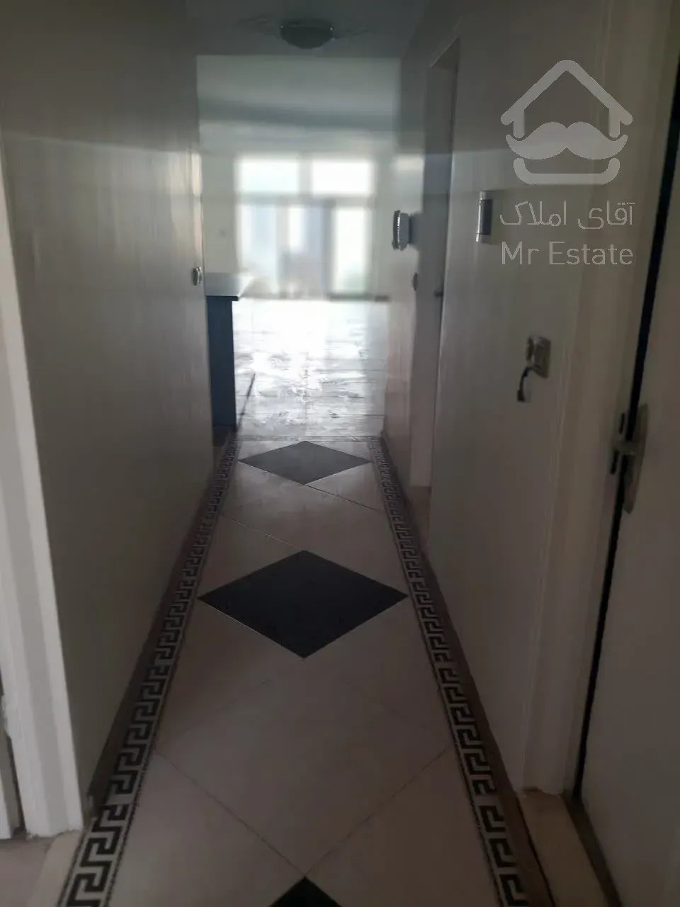 اجاره واحد ۱۰۰ متری