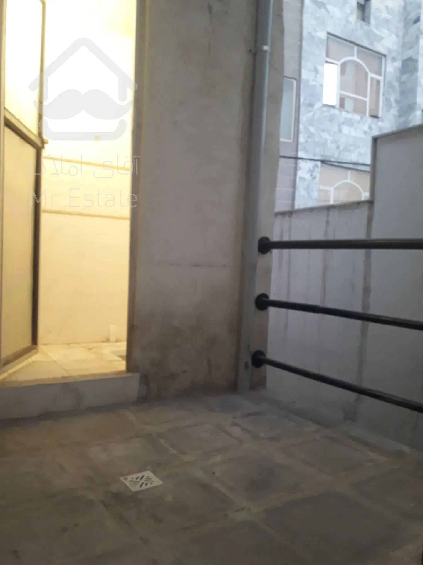 فروش ویلایی دو طبقه فول امکانات بازسازی در هدایت مشهد