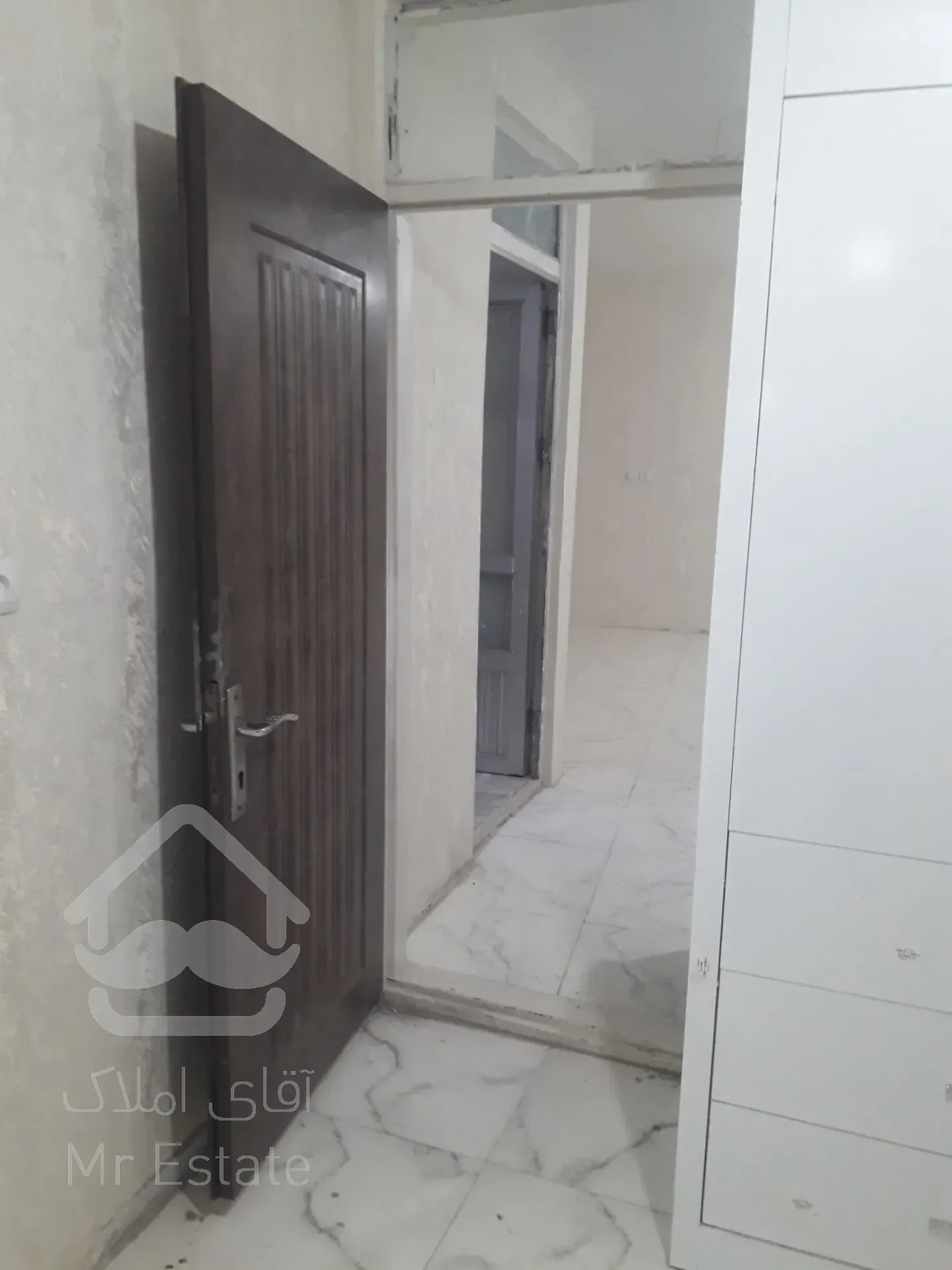 فروش ویلایی دو طبقه فول امکانات بازسازی در هدایت مشهد