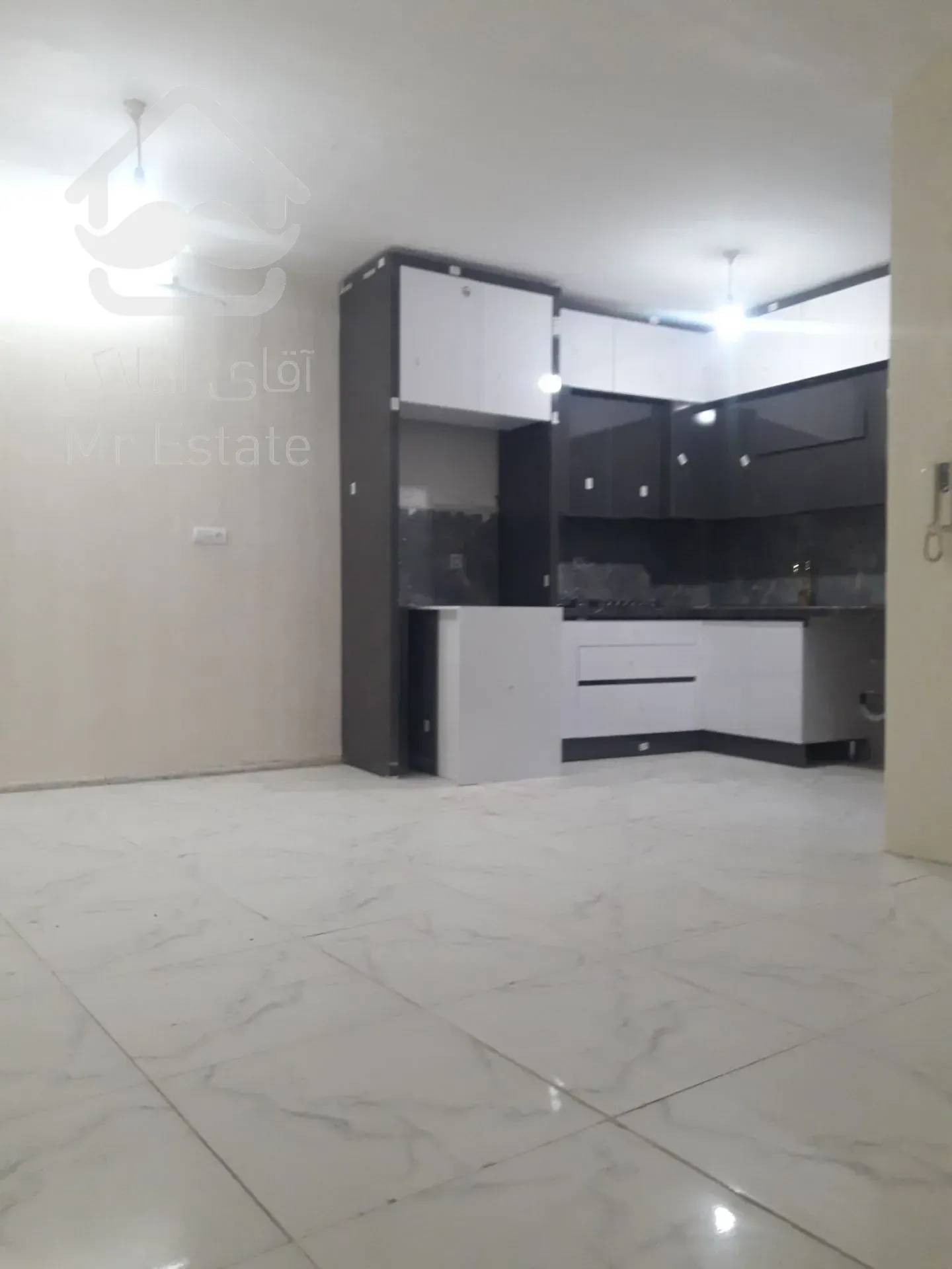 فروش ویلایی دو طبقه فول امکانات بازسازی در هدایت مشهد