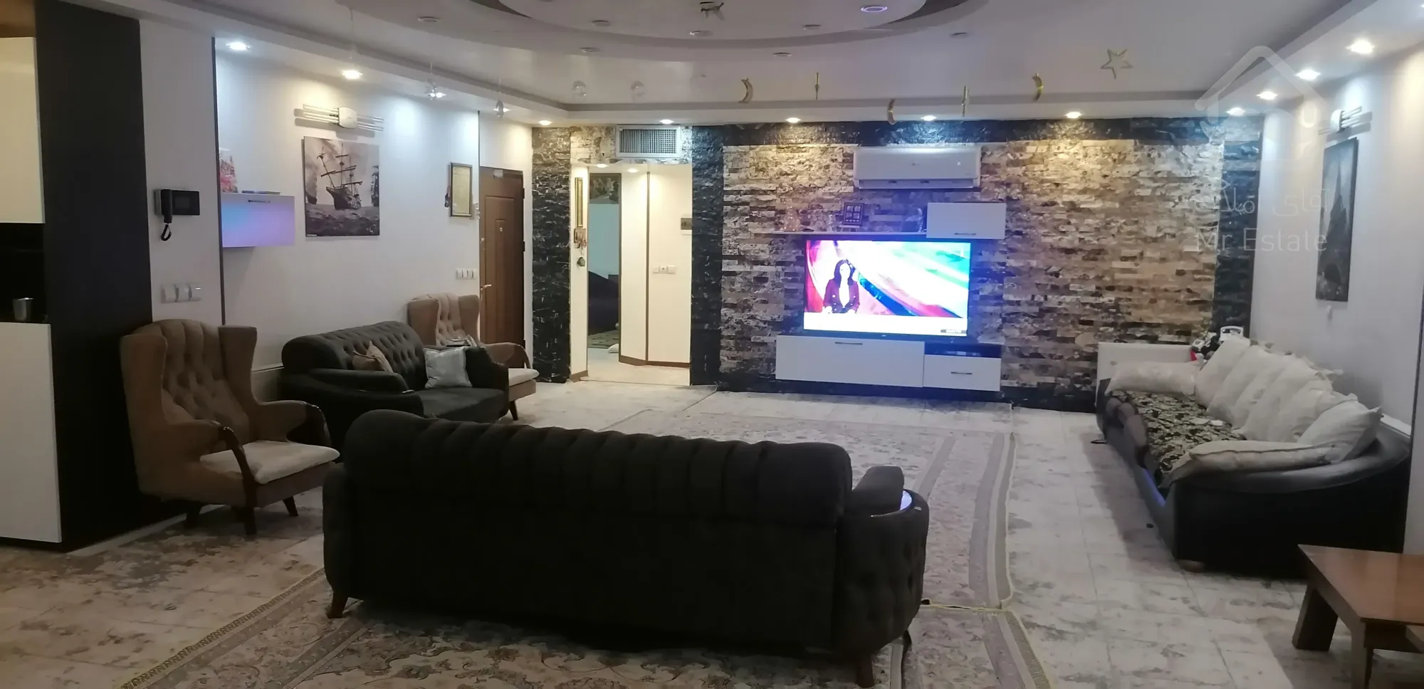 آپارتمان 156 متری در گلستان