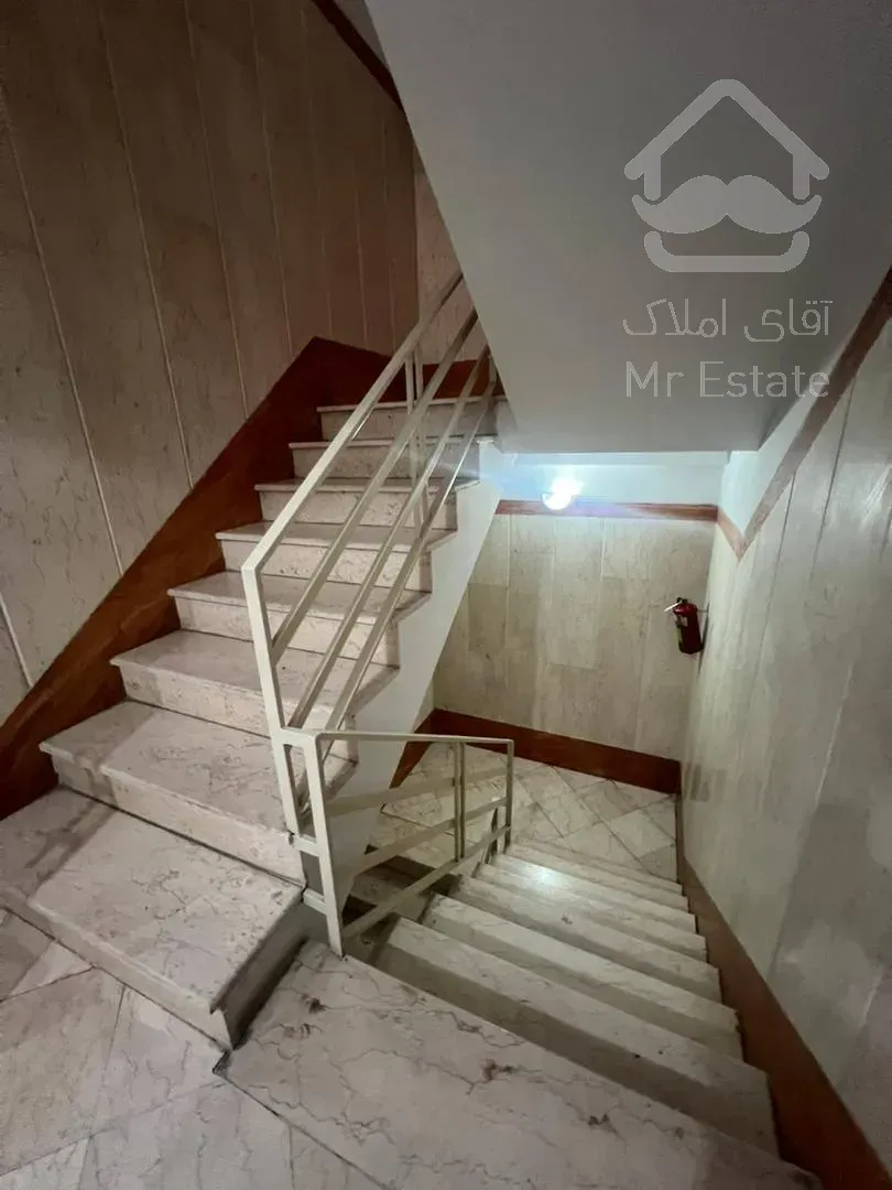 فروش آپارتمان سالن پرده خور فول امکانات دیزاین شده