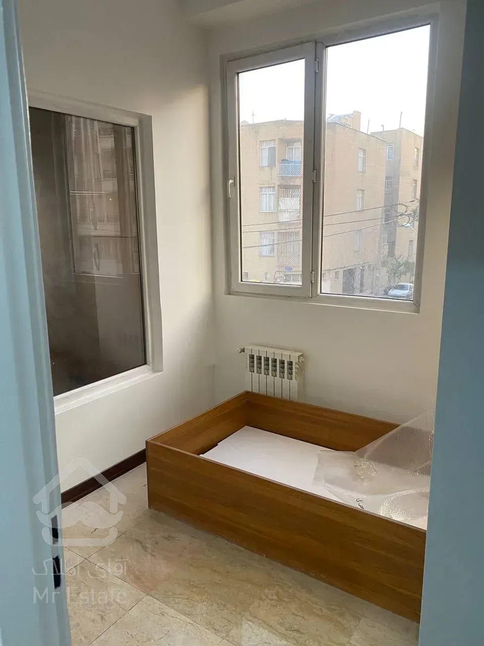 فروش ۱۰۰متری سازمان برنامه