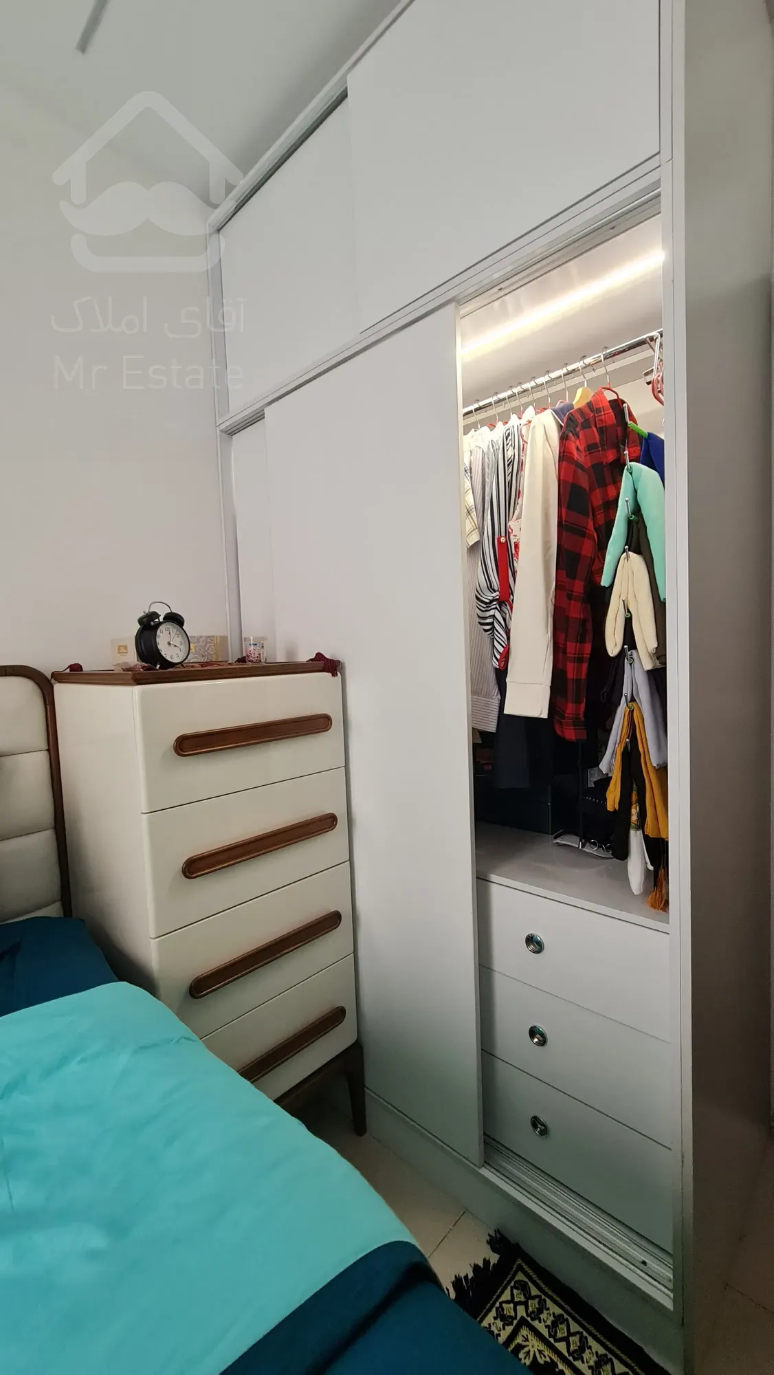 ۵۰ متری بازسازی شده با نور بی نظیر