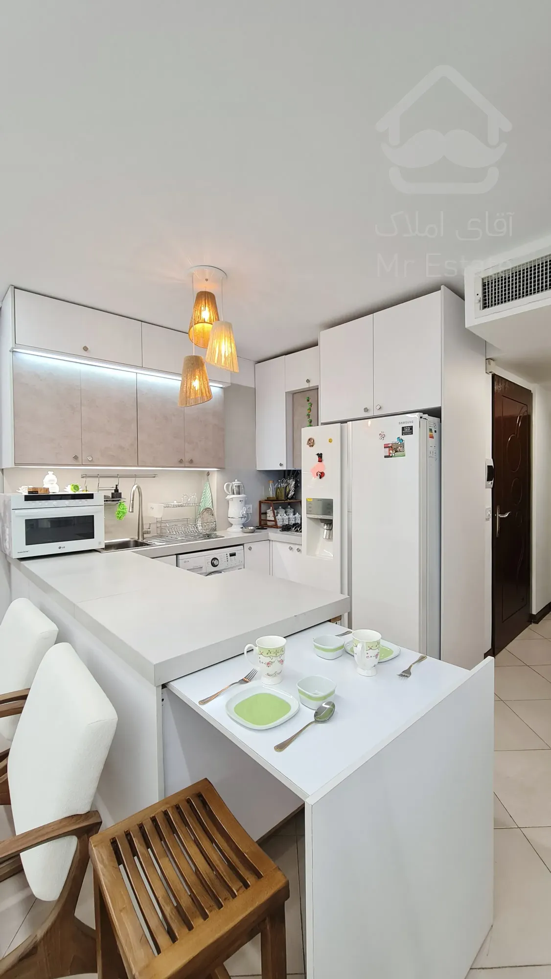 ۵۰ متری بازسازی شده با نور بی نظیر